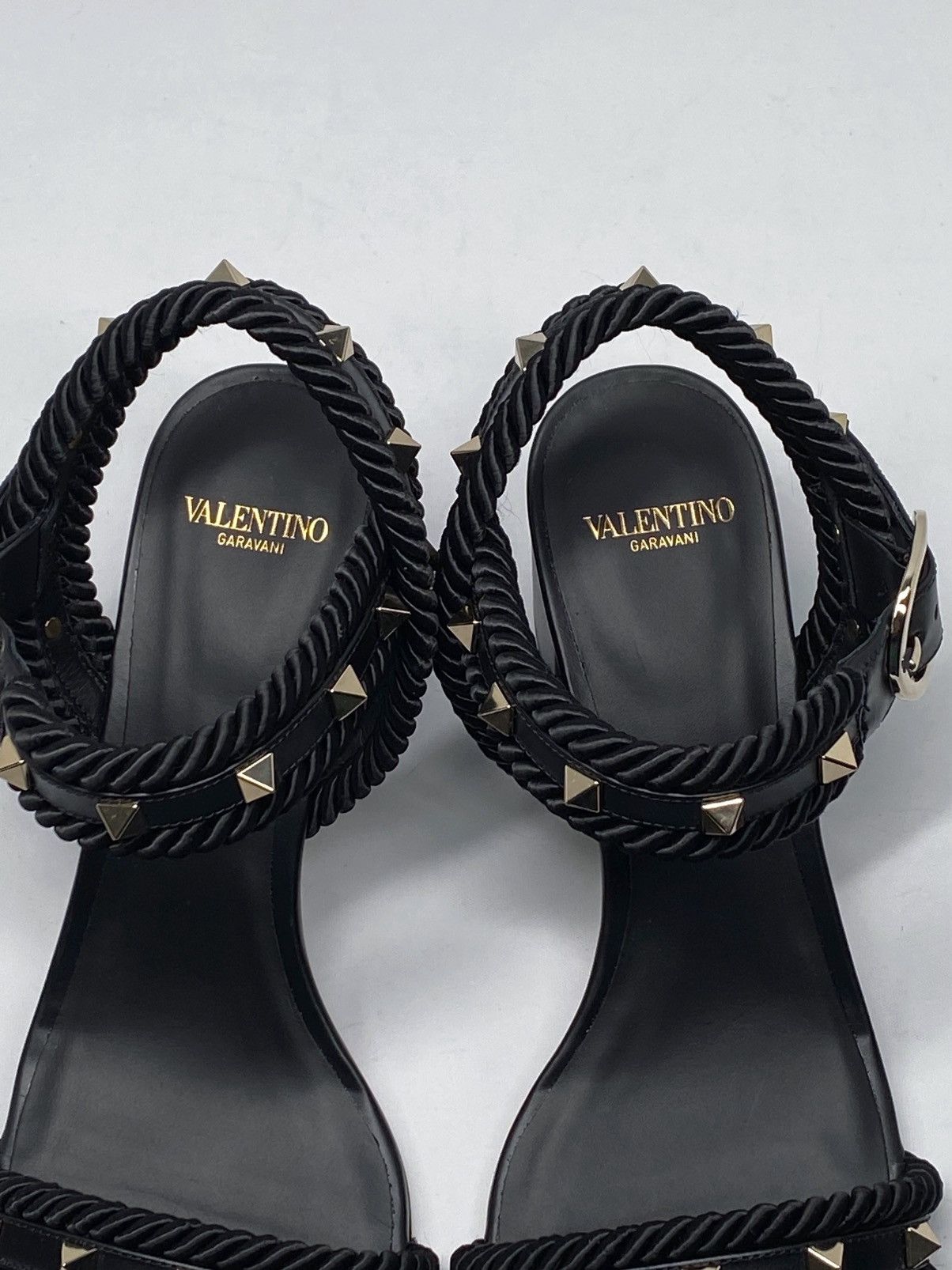 Valentino Valentino Garavani Rockstud Leather Sandals size 37.5 Size US 7.5 / IT 37.5 - 9 Thumbnail