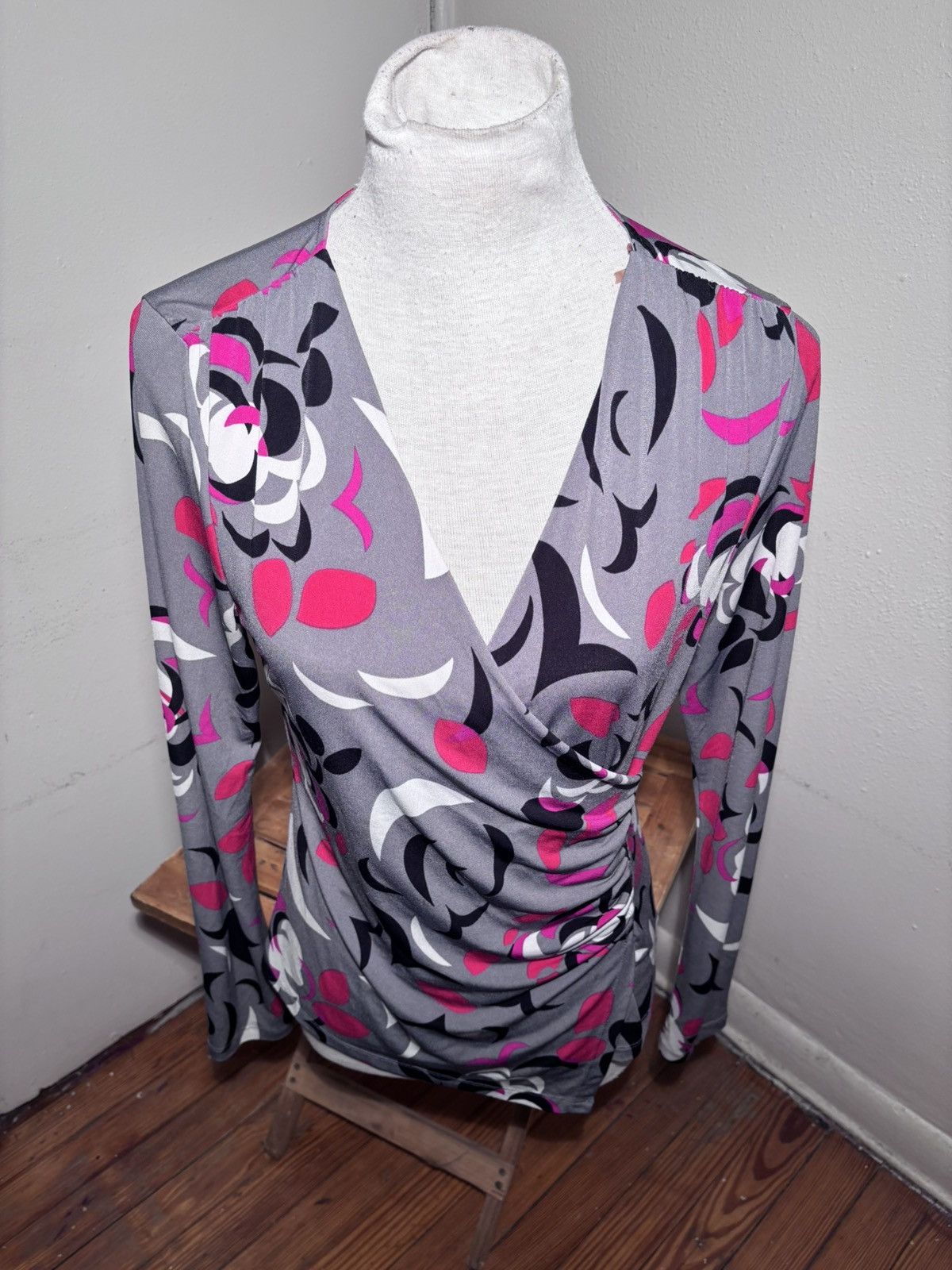Kenneth Cole Kenneth Cole Printed Wrap Blouse Size S / US 4 / IT 40 - 8 Thumbnail