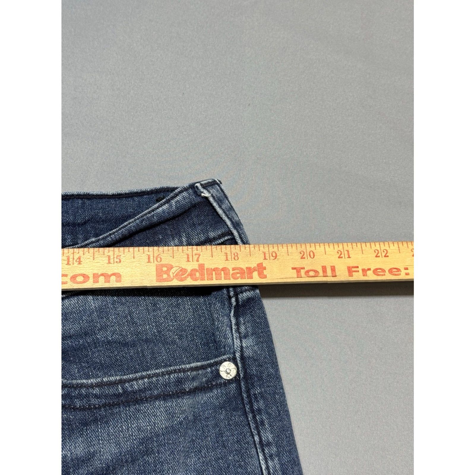 True Religion True Religion Jeans Relaxed Straight Blue Denim Logo Embroidered Button 34x32 Mens Regular 5-Pocket Size US 34 / EU 50 - 3 Thumbnail
