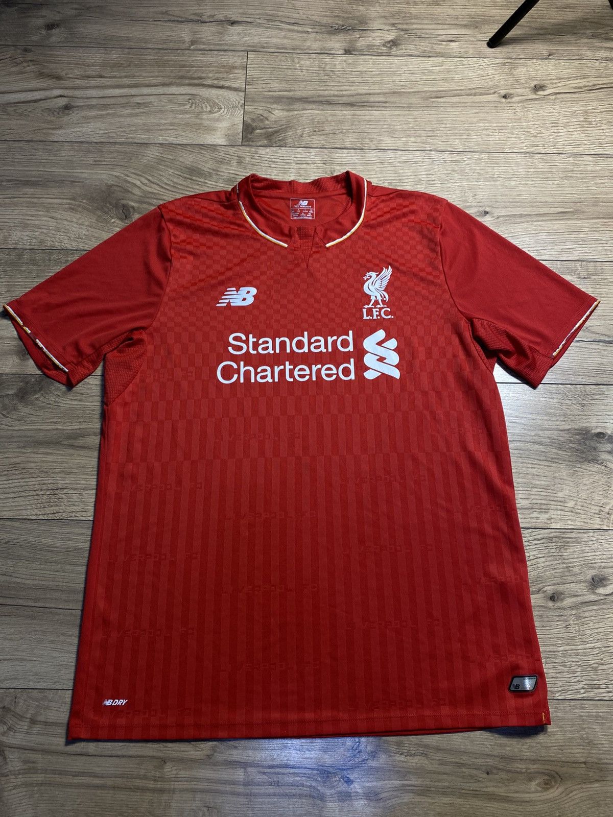 New Balance Liverpool New Balance Jersey Shirt FC Home Football 15/16 L Size US L / EU 52-54 / 3 - 1 Thumbnail