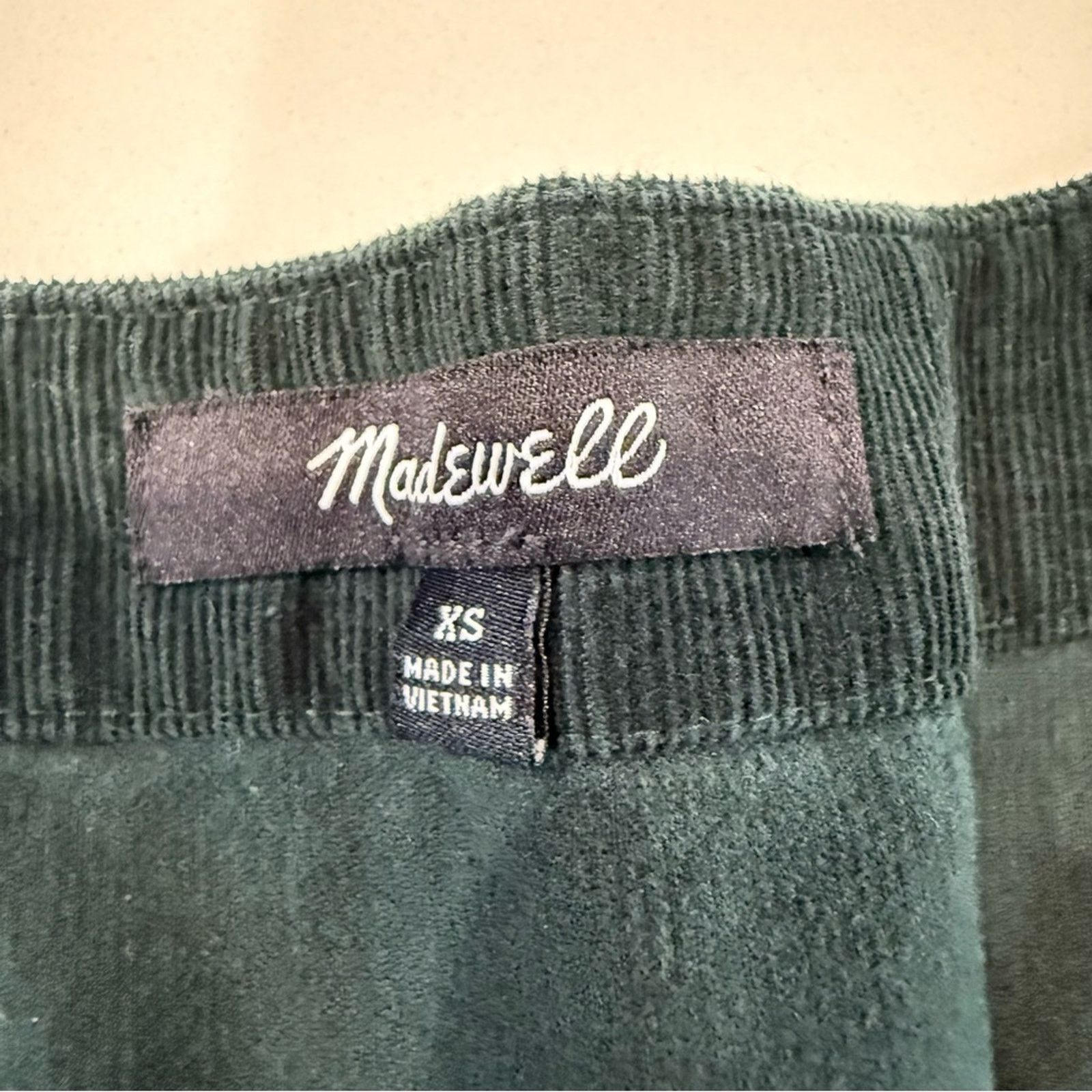 Madewell Madewell Corduroy Puff Sleeve Button Front Top Women's XS Size XS / US 0-2 / IT 36-38 - 6 Thumbnail