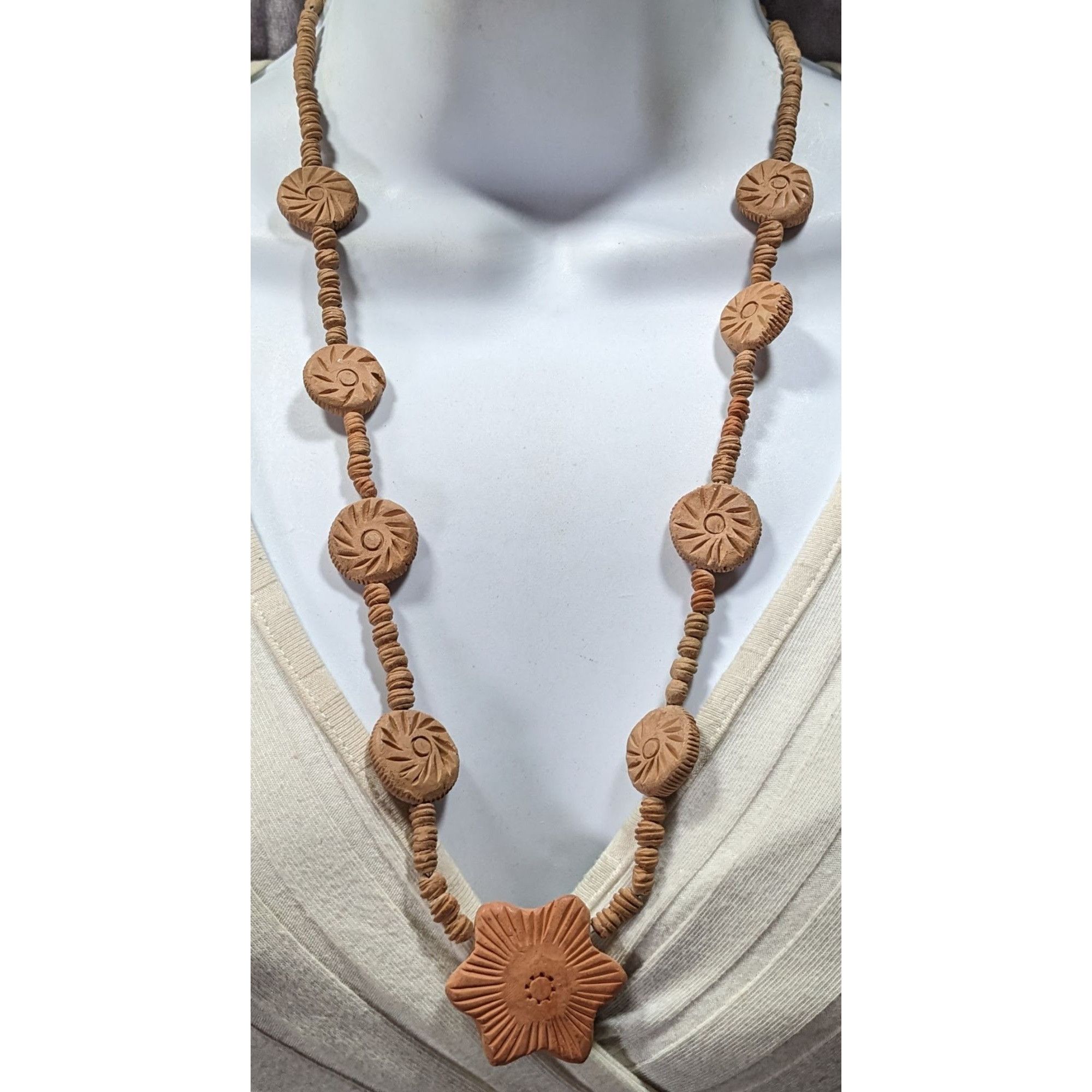 Other Vintage Handmade Star Pendant Clay Beaded Necklace Size ONE SIZE - 5 Thumbnail