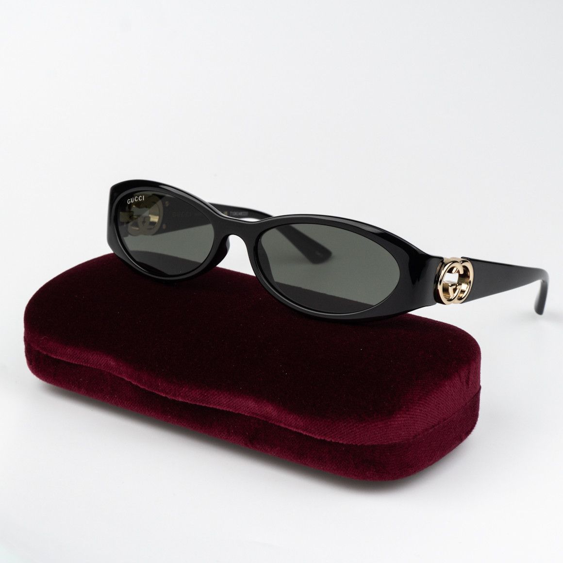 Gucci Gucci Women Sunglasses Oval GG1660S 001 BRAND NEW Size ONE SIZE - 1 Thumbnail