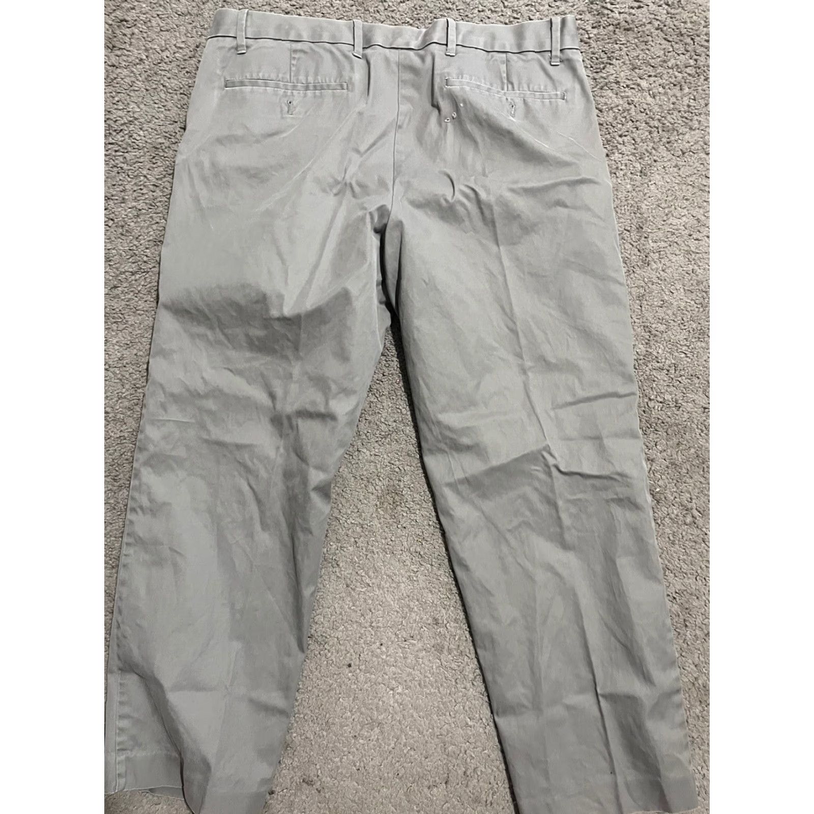 Gap Gap Khakis Tailored Men’s Straight Fit Sz 38X30 Gray Flat Front Pants Size US 38 / EU 54 - 3 Thumbnail
