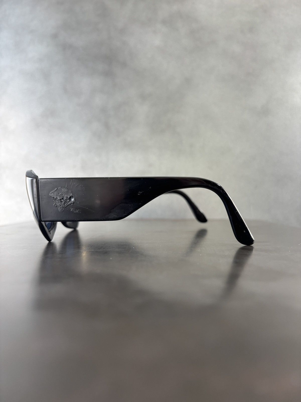 Versace 1990s Gianni Versace Sunglasses Vintage Versace Mod 421 Size ONE SIZE - 6 Thumbnail