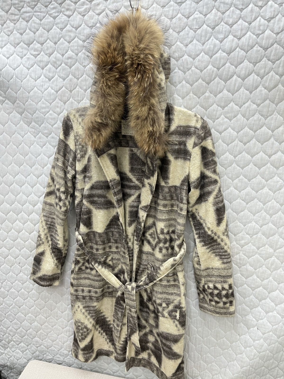 GOA 🔥🔥🔥STEALS GOA HOODIE FUR JACKET/ROBE Size S / US 4 / IT 40 - 2 Thumbnail