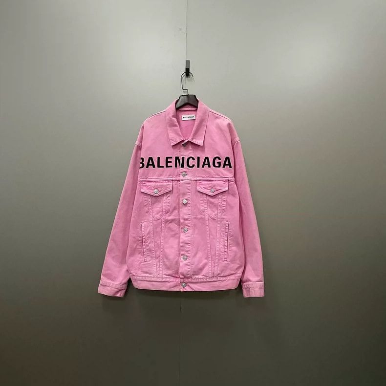 Balenciaga Balenciaga size 34 Chest Large Logo Printed Denim Jacket Size XS / US 0-2 / IT 36-38 - 1 Thumbnail