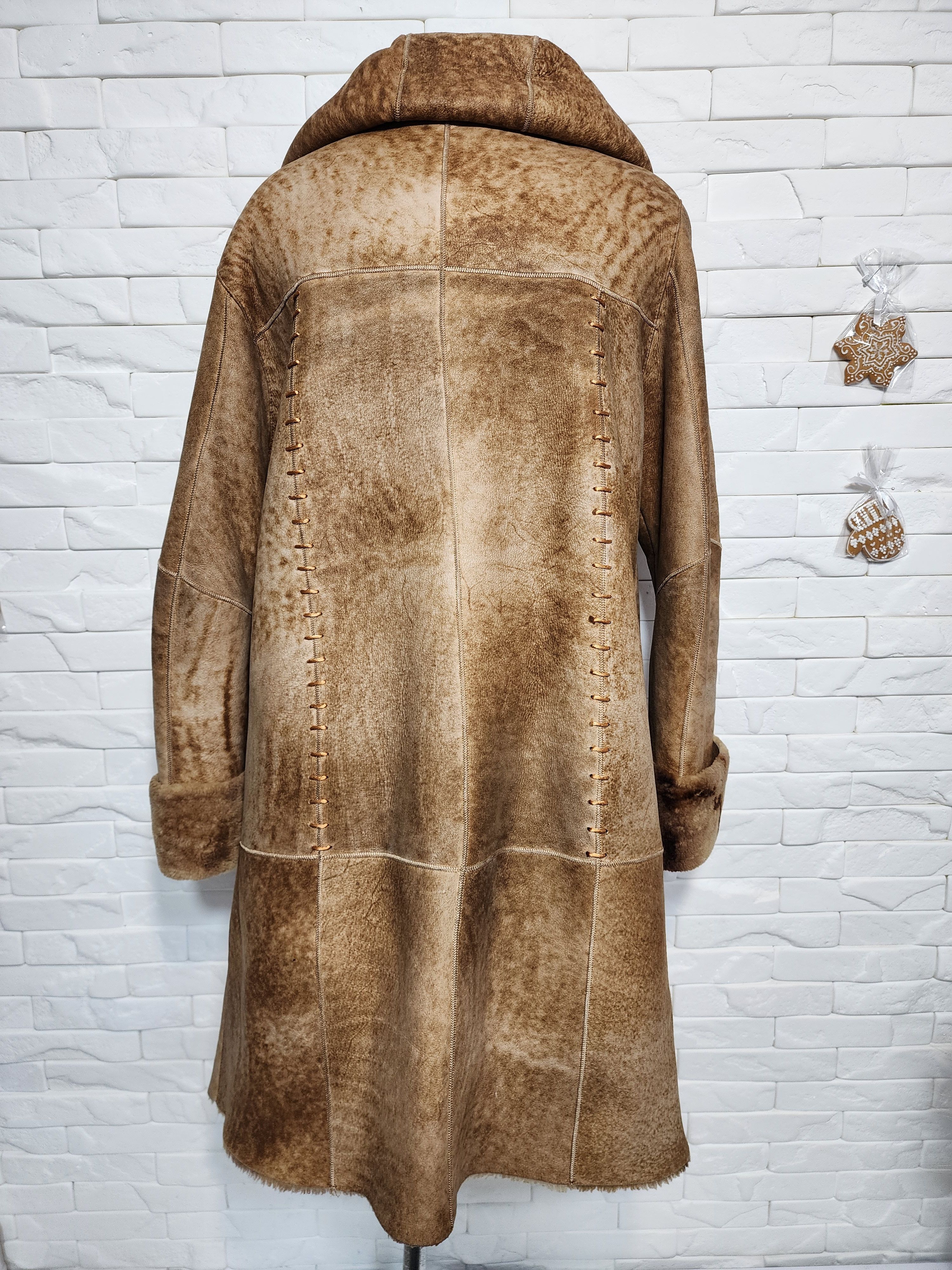 Furla Women's Brown Sheepskin Coat: Genuine Fur Hood Size XL / US 12-14 / IT 48-50 - 4 Thumbnail