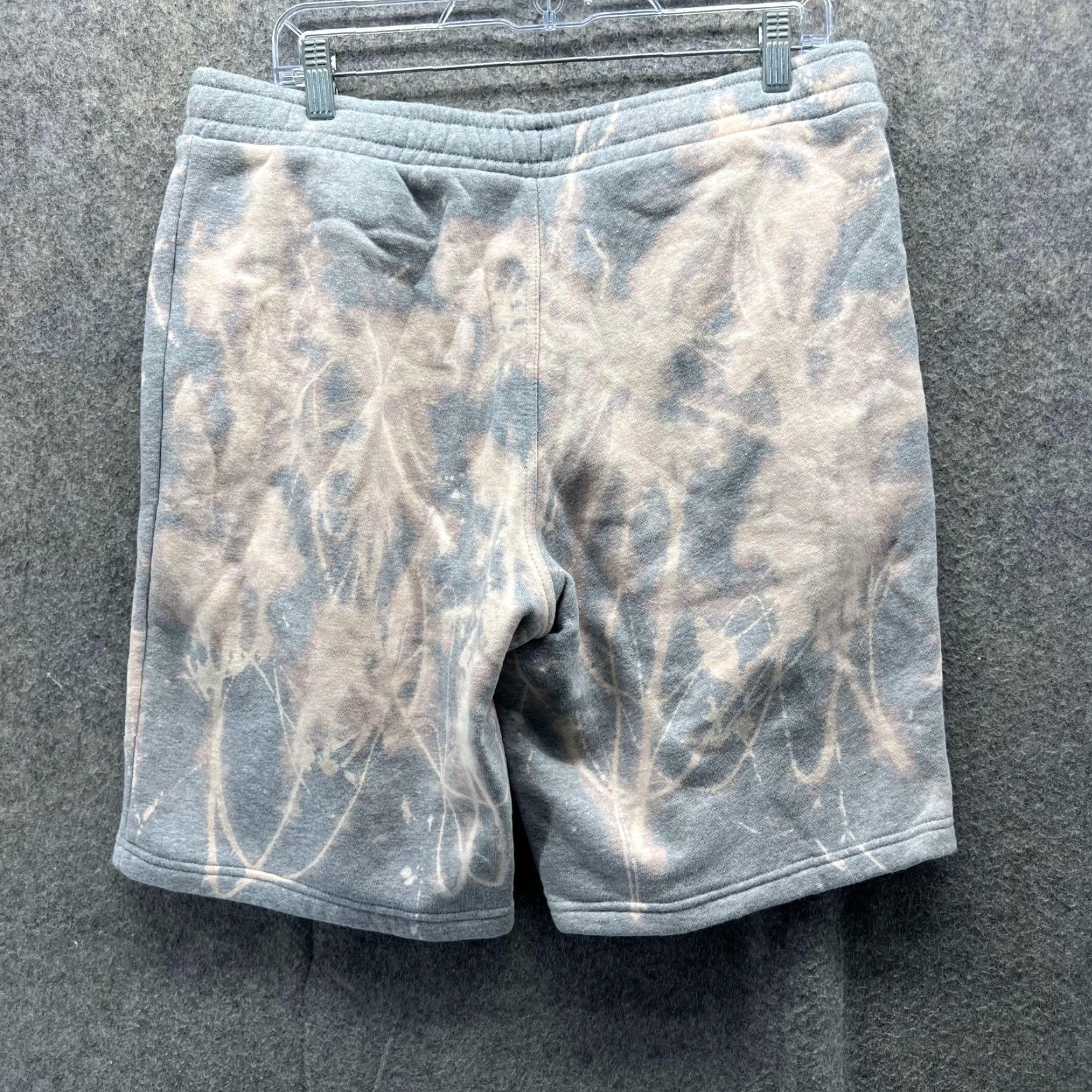 Adidas Adidas Shorts Men Medium Gray Elastic Waist Fleece Trefoil Originals Size US 31 - 5 Thumbnail