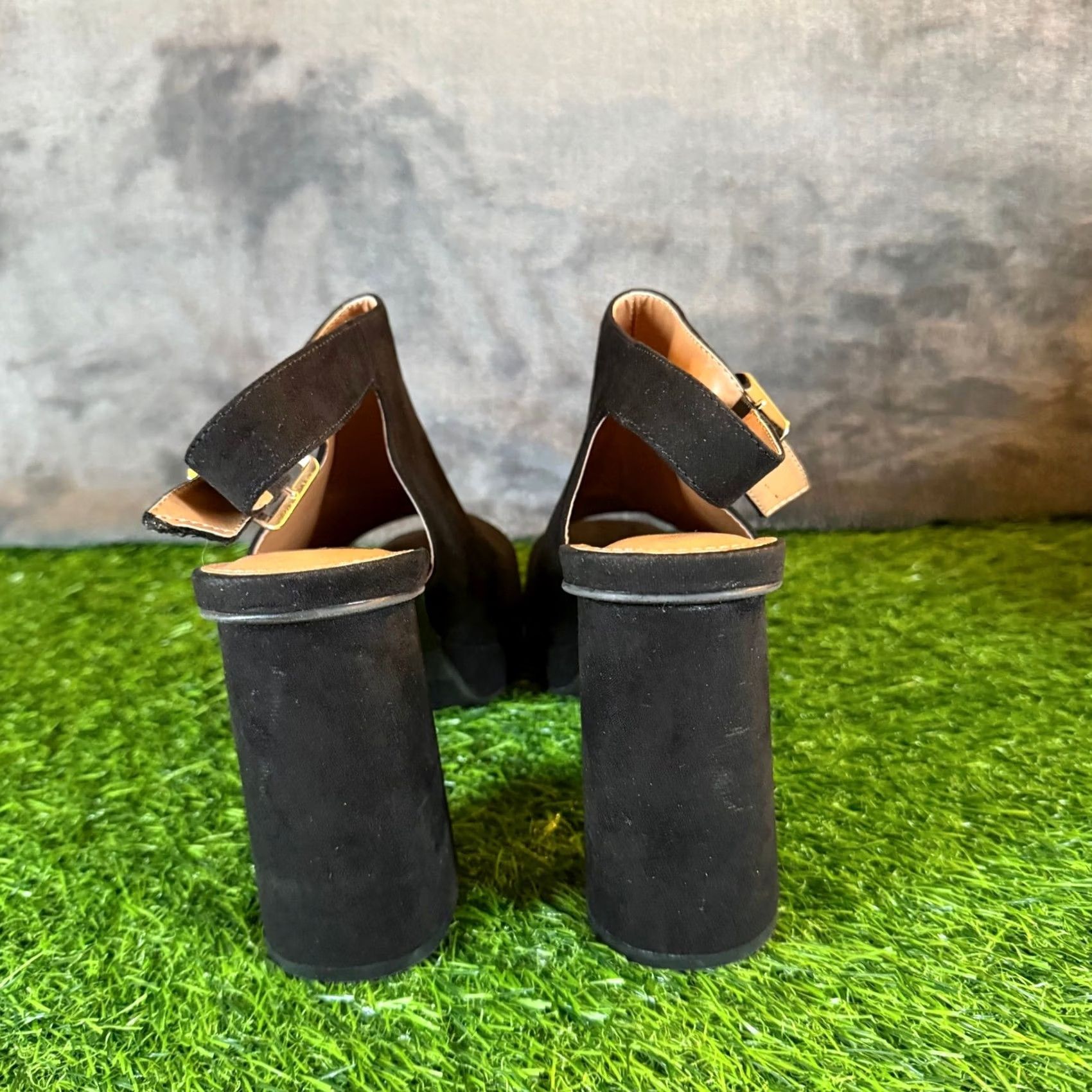 Vintage DV by Dolce Vita Powder Black Faux Suede Platform Slingback Sandals Womens 7.5 Block Heel 4.5" Buckle Wide Strap Women Party/Cocktail Shoes Size US 8 / IT 38 - 7 Thumbnail