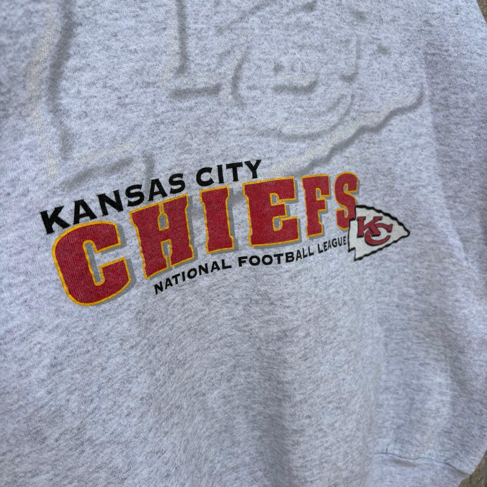 Logo 7 Vintage 90s Kansas City Chiefs sweatshirt Size US L / EU 52-54 / 3 - 3 Thumbnail
