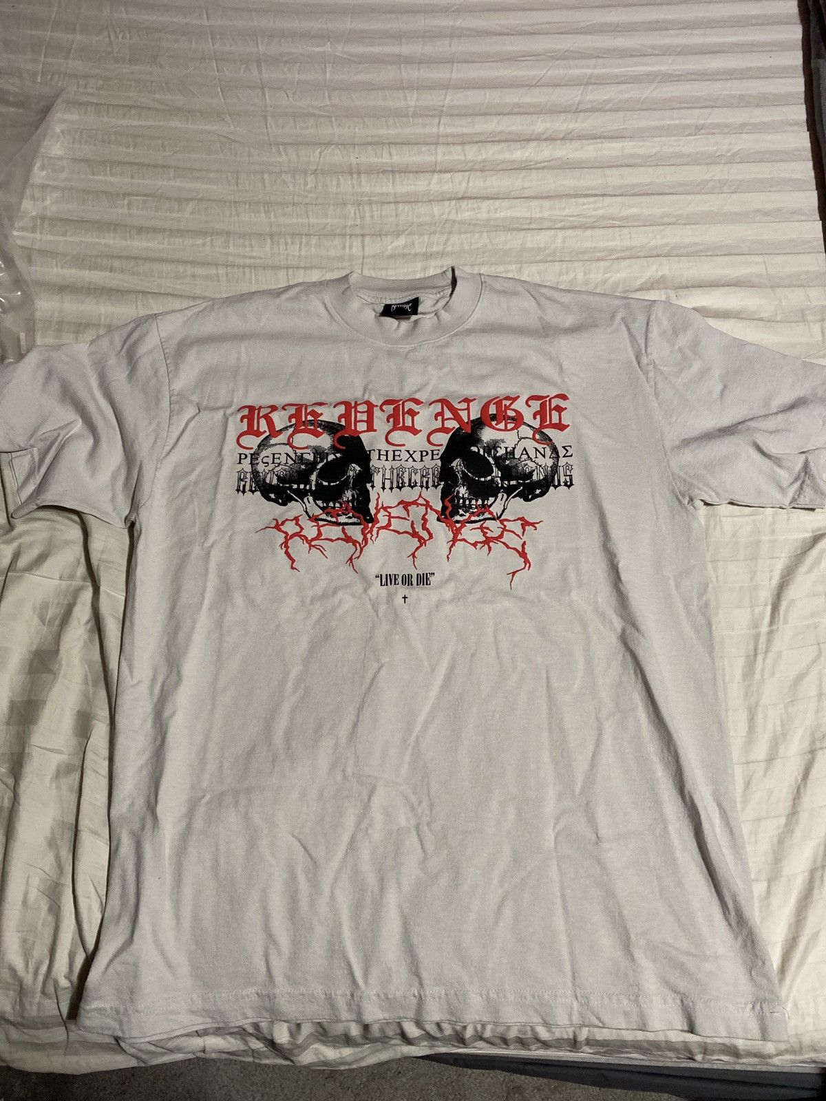 Revenge REVENGE STAPLE TEE CEMENT L Size US L / EU 52-54 / 3 - 1 Thumbnail