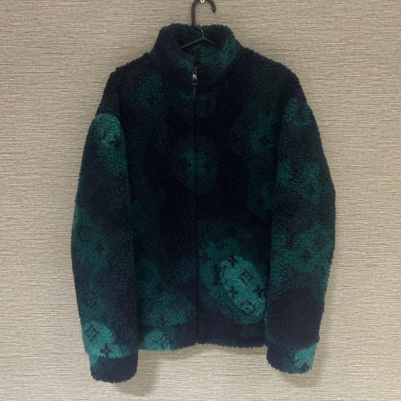 Louis Vuitton Louis Vuitton Monogram Camo Fleece Blouson Size US S / EU 44-46 / 1 - 1 Thumbnail