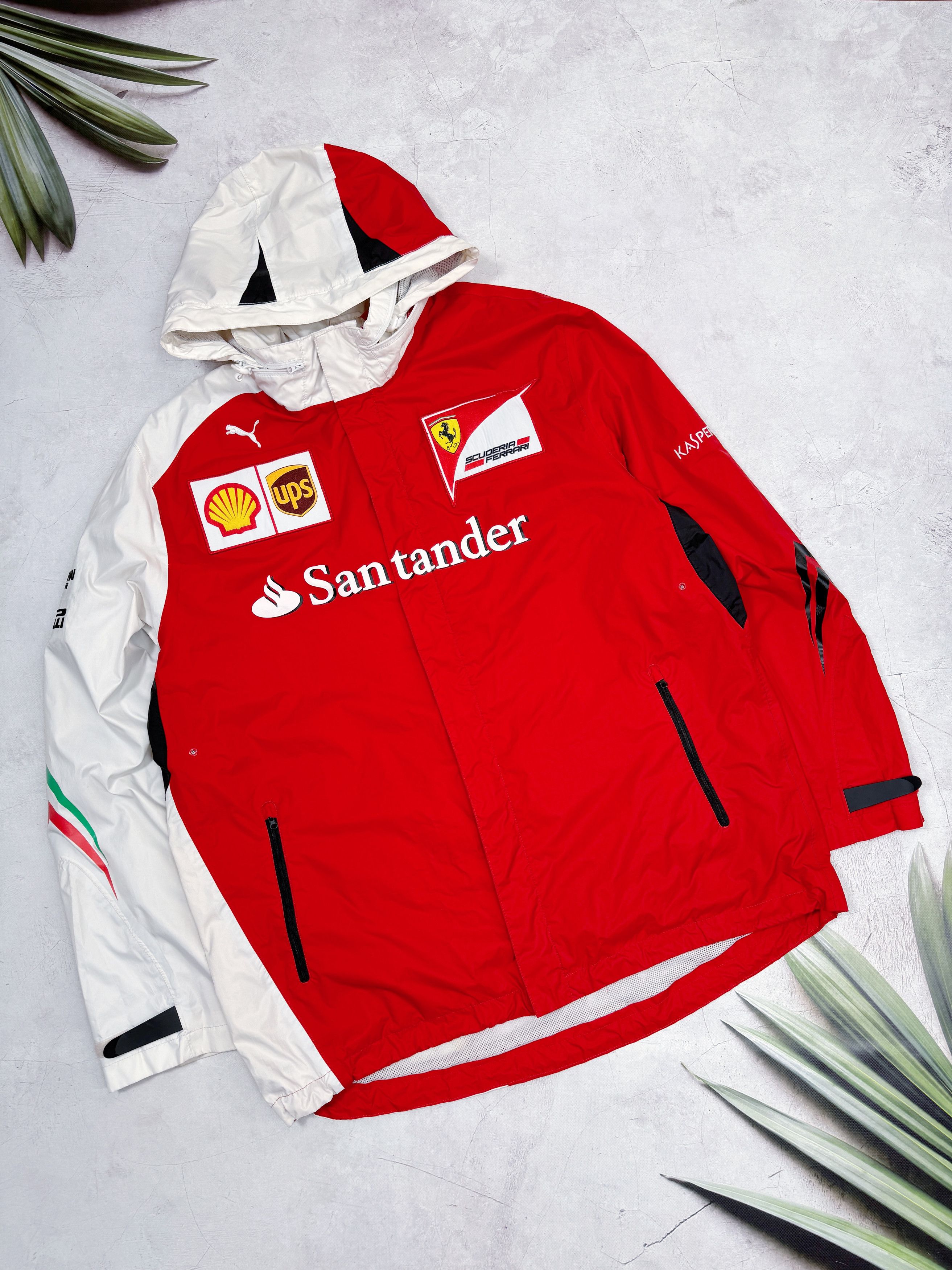 Ferrari × Formula 1 × Puma Puma x Scuderia Ferrari Windbreaker Jacket ...