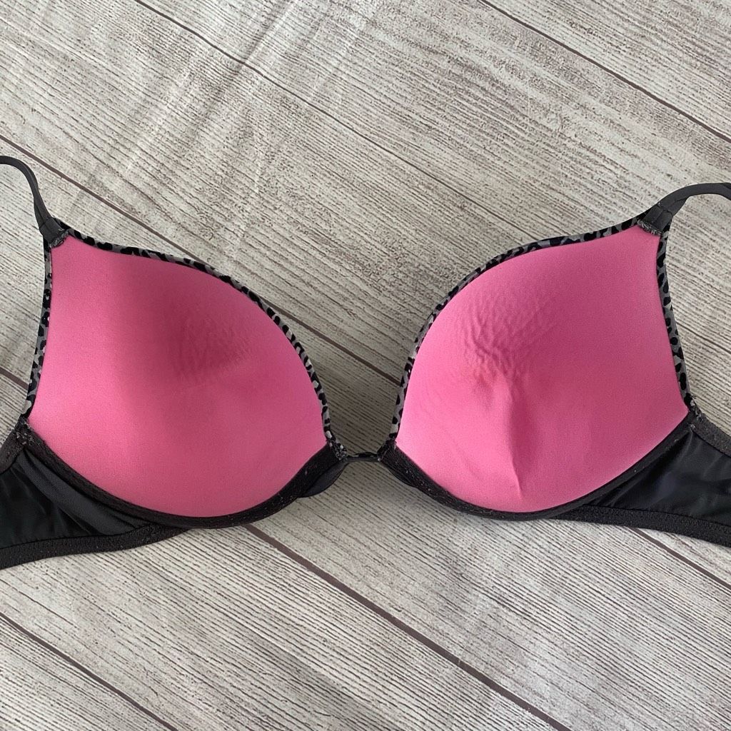 Pink Pink Victoria’s Secret women 34D underwire push up bra w/adj Size ONE SIZE - 6 Thumbnail