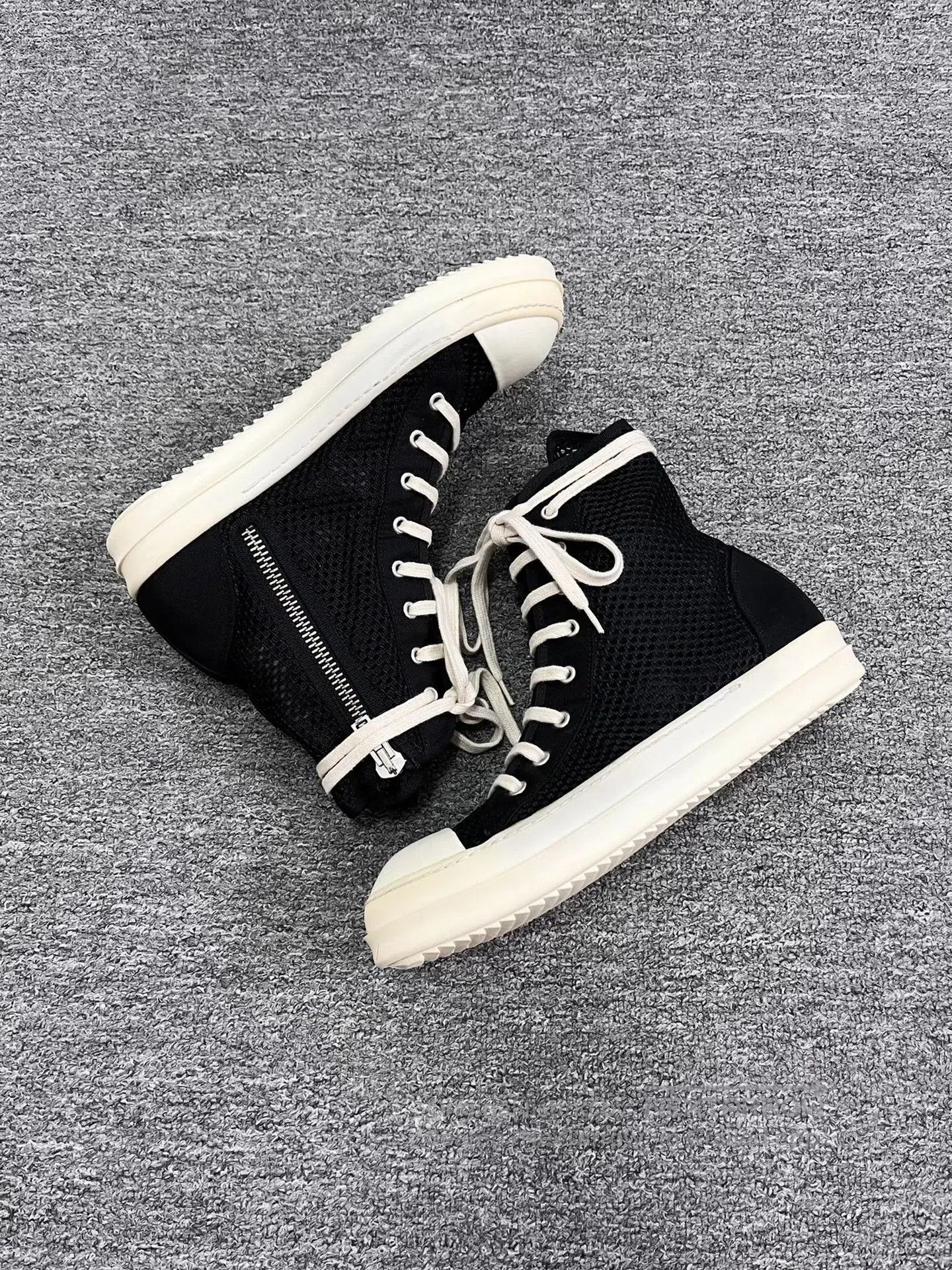 Rick Owens Drkshdw Rick Owens x Converse High Top Sneakers. Size US 7 / EU 40 - 5 Thumbnail