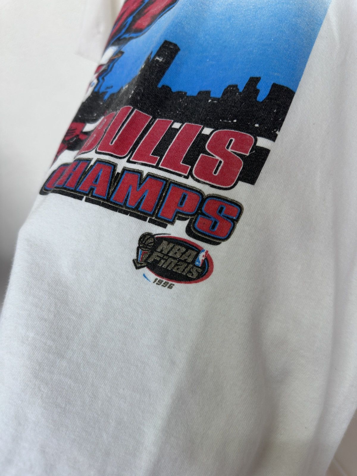 Starter 🔥VERY RARE🔥 VINTAGE CHICAGO BULLS STARTER Size US S / EU 44-46 / 1 - 3 Thumbnail
