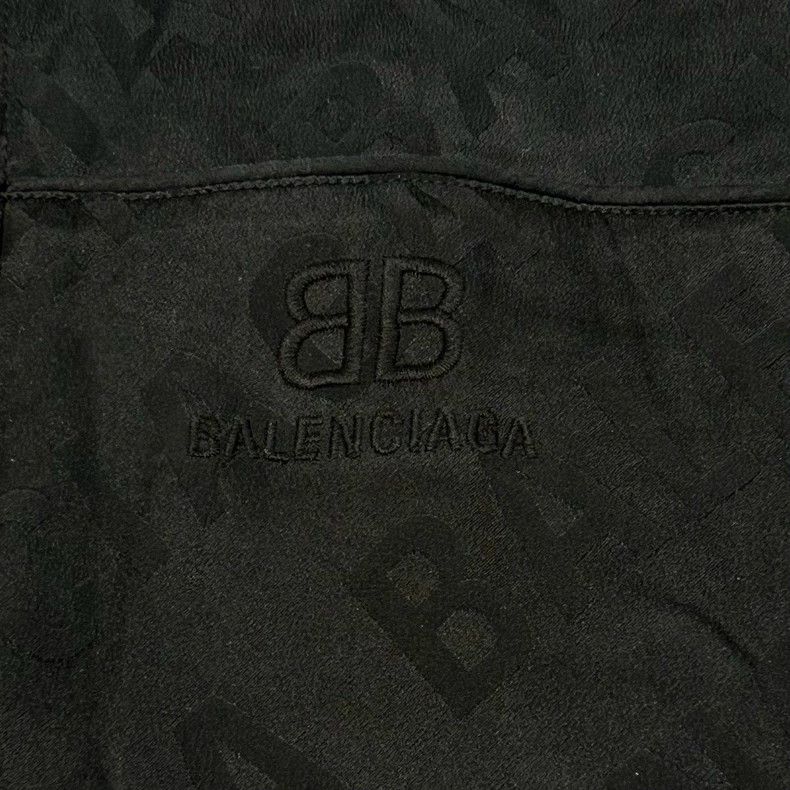 Balenciaga Balenciaga size 34 Dark bullet screen full of printed coat Size S / US 4 / IT 40 - 3 Thumbnail