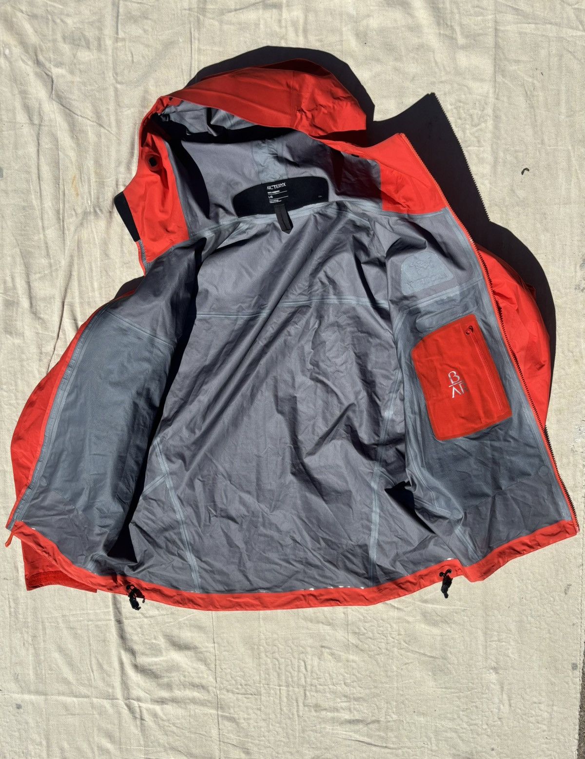 Arc'teryx Beta AR Size US L / EU 52-54 / 3 - 3 Thumbnail