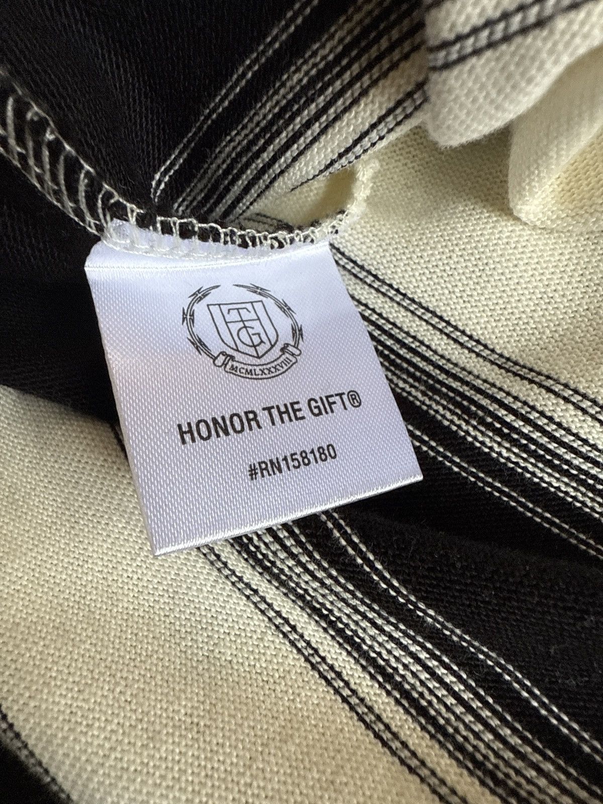 Honor the Gift Honor the gift tee size small Size US S / EU 44-46 / 1 - 8 Thumbnail