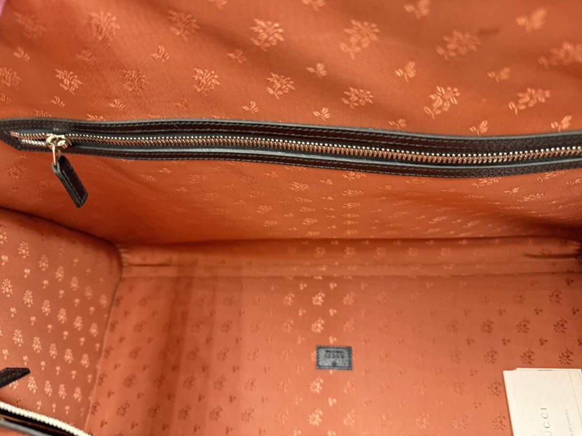 Gucci NWT LIMITED EDITION SOLD OUT! GUCCI INTERLOCKING LG DUFFLE Size ONE SIZE - 11 Thumbnail