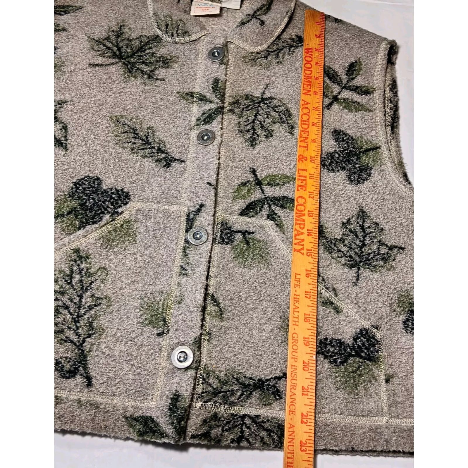 Vintage VINTAGE Invisible Ink Fleece Vest Women Large Gray Leaves Nature Gorpcore USA Size L / US 10 / IT 46 - 4 Thumbnail
