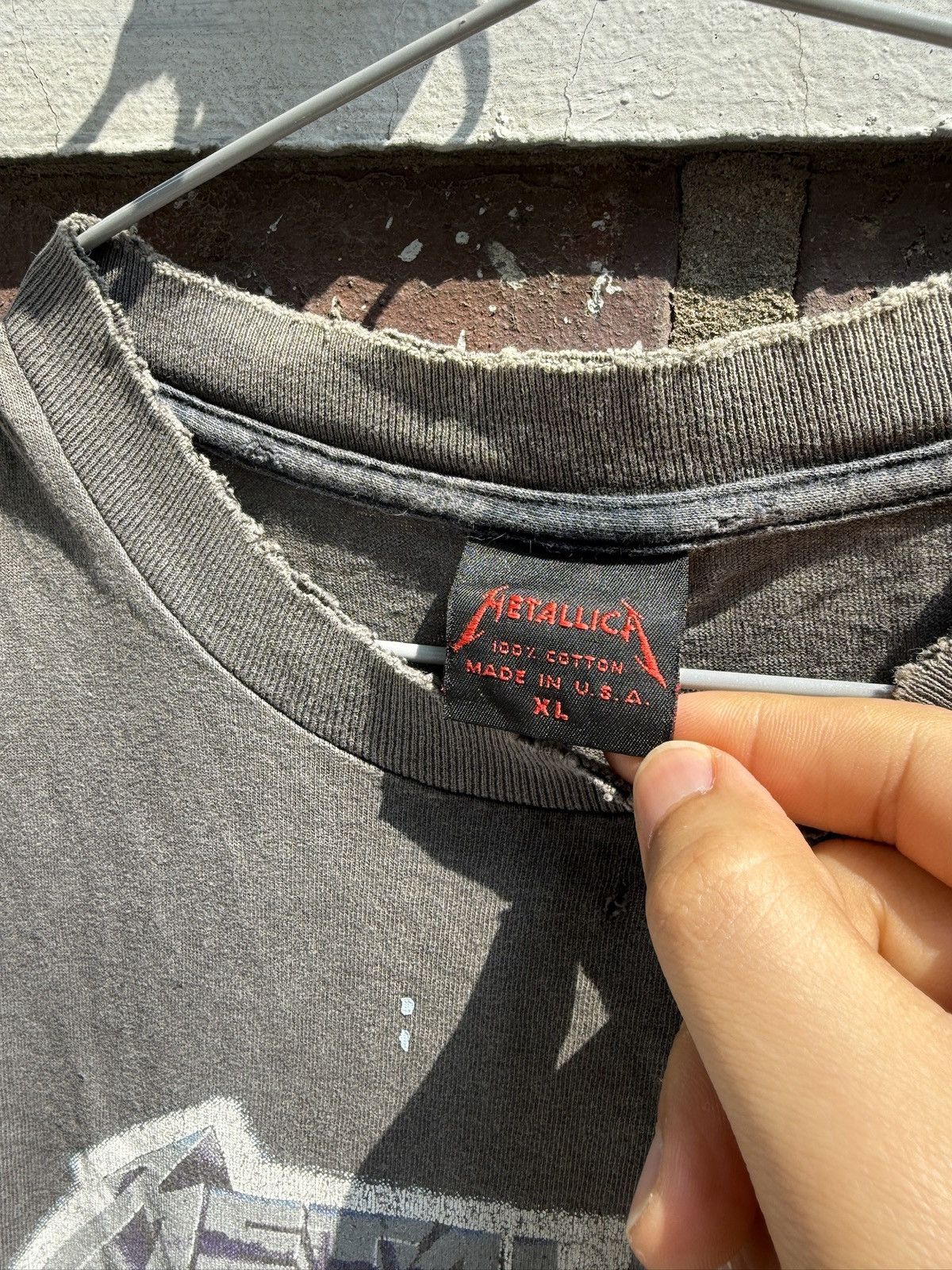 Band Tees × Metallica × Vintage 80s Metallica Electric Chair thrashed Tank top Size US XL / EU 56 / 4 - 4 Thumbnail