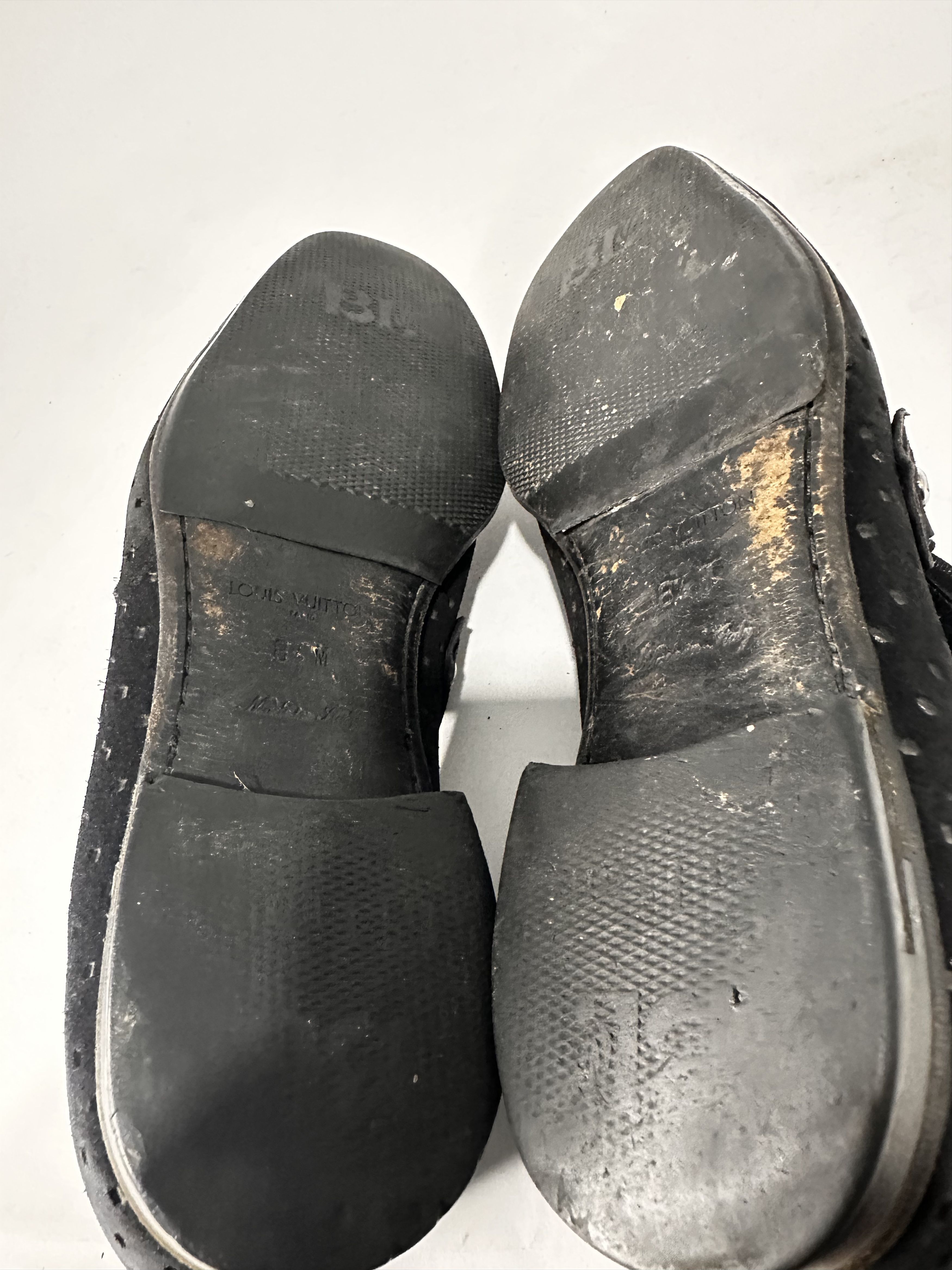 Louis Vuitton Louis Vuitton Montaigne Black Velvet Logo Loafer Size 8.5Uk. Size US 8.5 / EU 41-42 - 13 Thumbnail