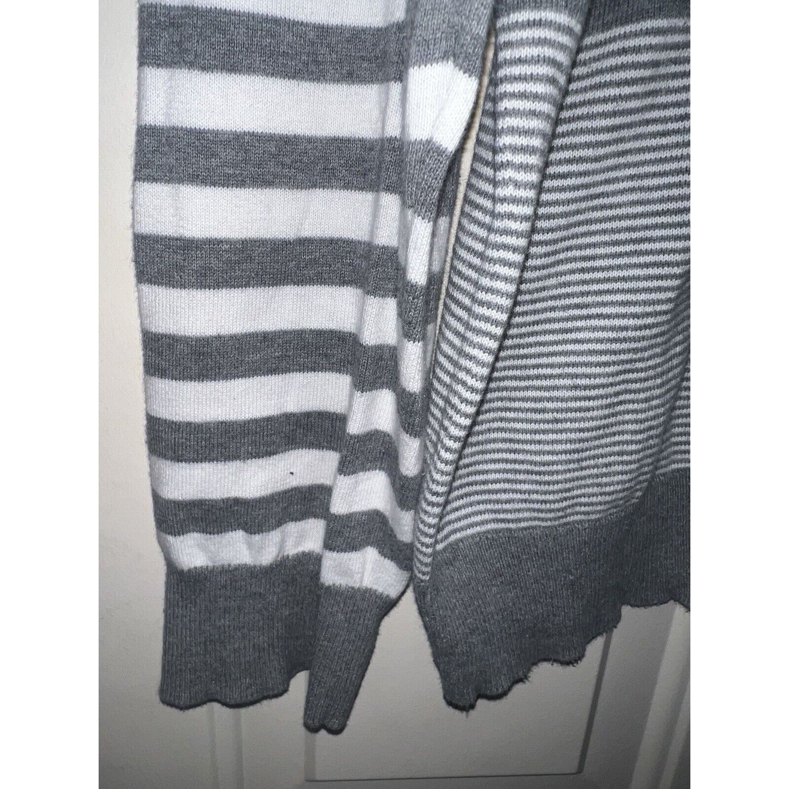 Express Express Women’s Striped Sweater Size XL Gray Pullover White Size XL / US 12-14 / IT 48-50 - 4 Thumbnail