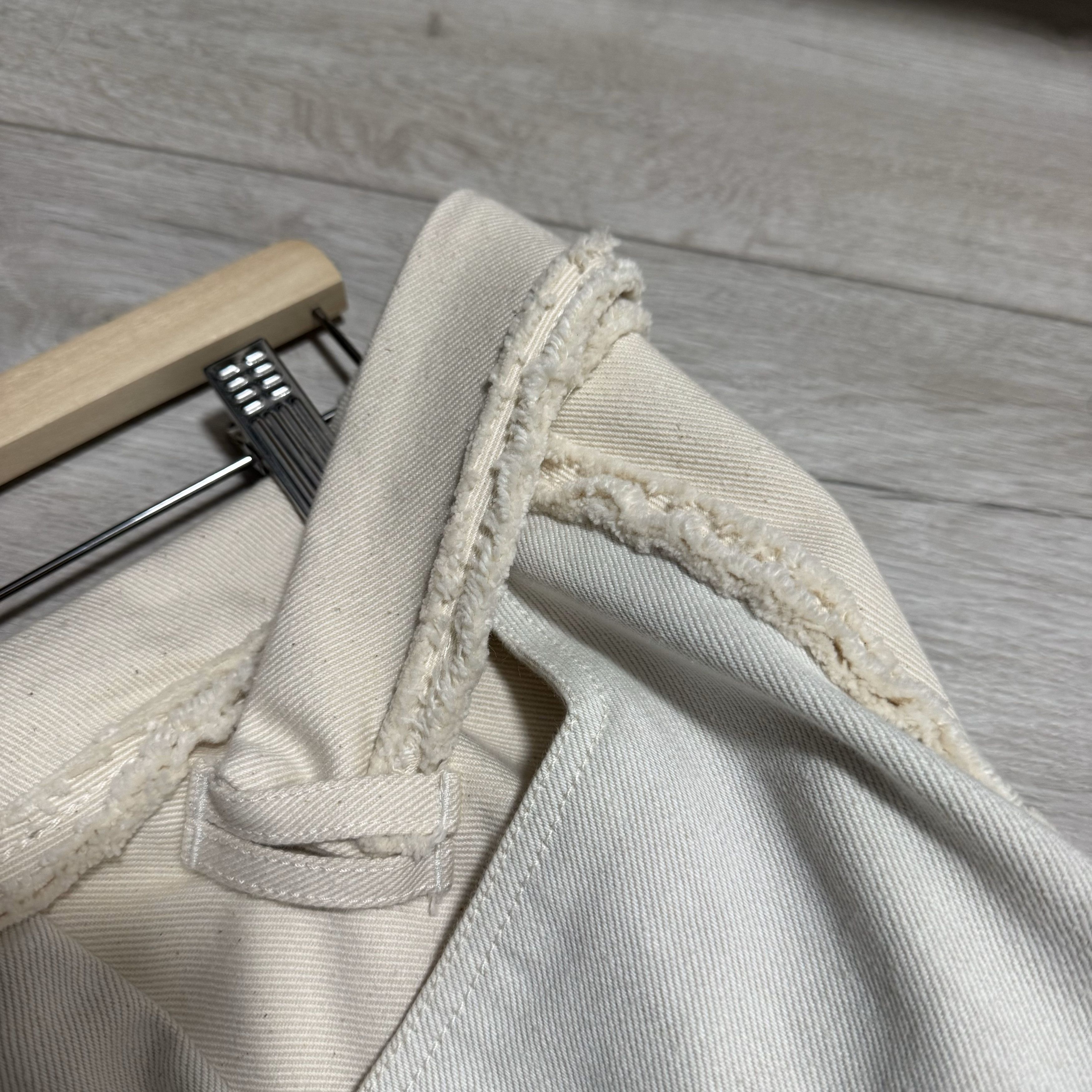 Mainline:RUS/Fr.CA/DE SS23 EREN beige two-toned distressed piping denim trousers. Size US 30 / EU 46 - 6 Thumbnail