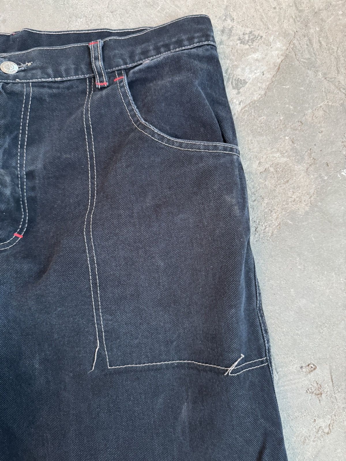 Japanese Brand × Vintage Vintage Big Pockets Distressed Baggy Y2K Denim Pants Size US 31 - 5 Thumbnail