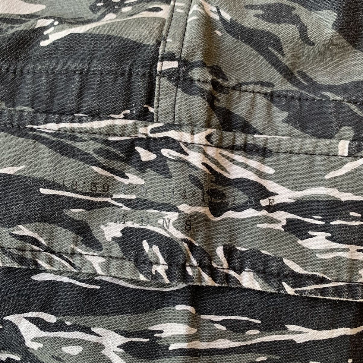 Madness Madness Military Cargo Tiger Stripe Shorts Size US 32 / EU 48 - 10 Thumbnail