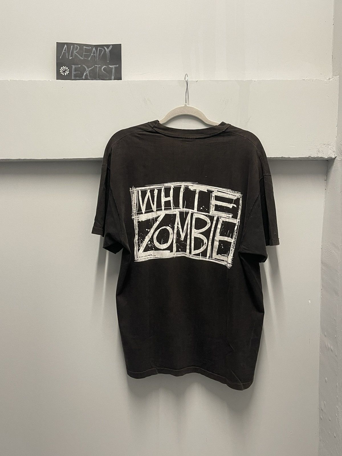 Vintage 1995 white zombie Astro freakazoid tee Size US L / EU 52-54 / 3 - 3 Thumbnail