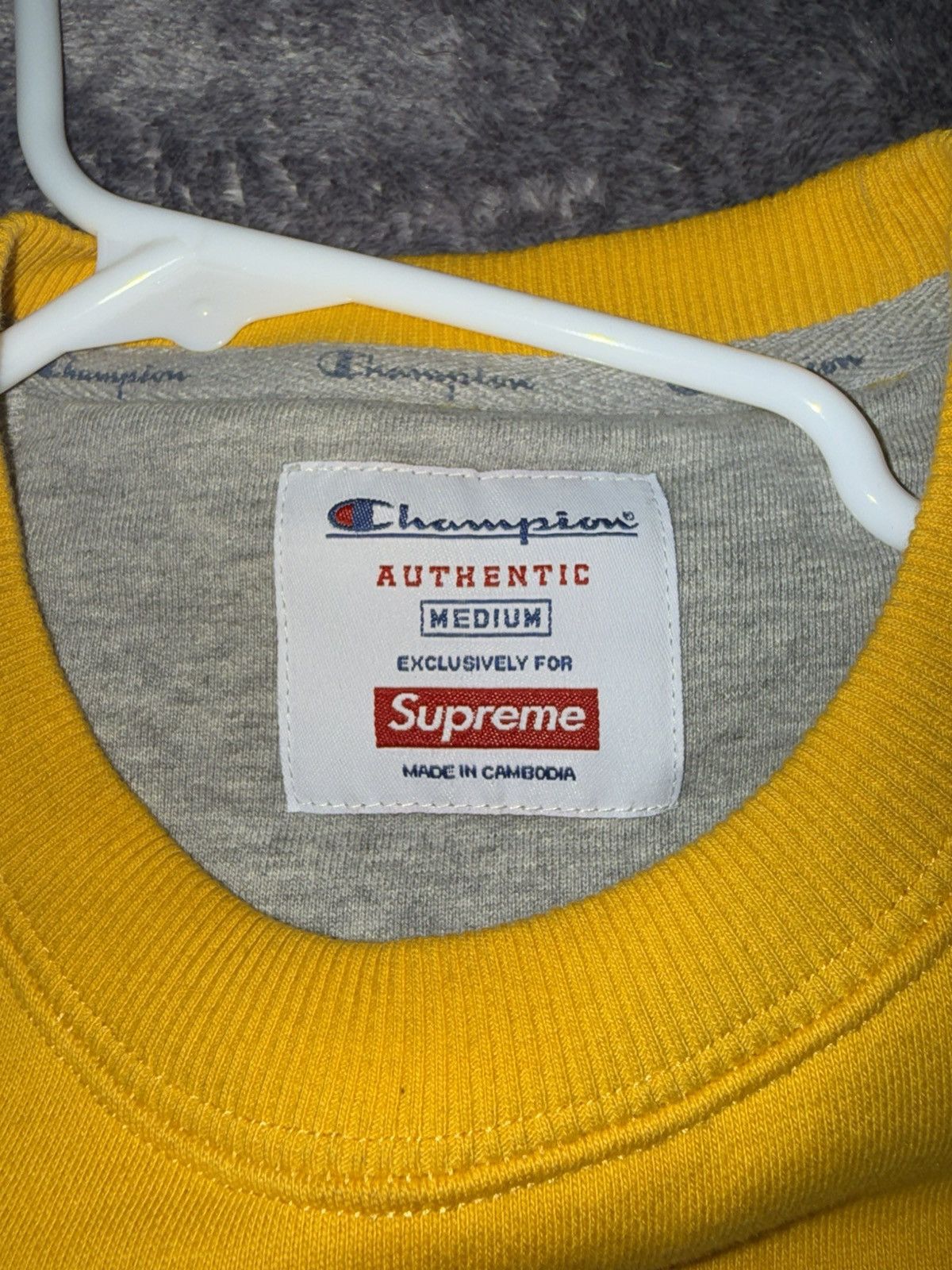 Champion × Supreme supreme x champion Size US M / EU 48-50 / 2 - 2 Thumbnail