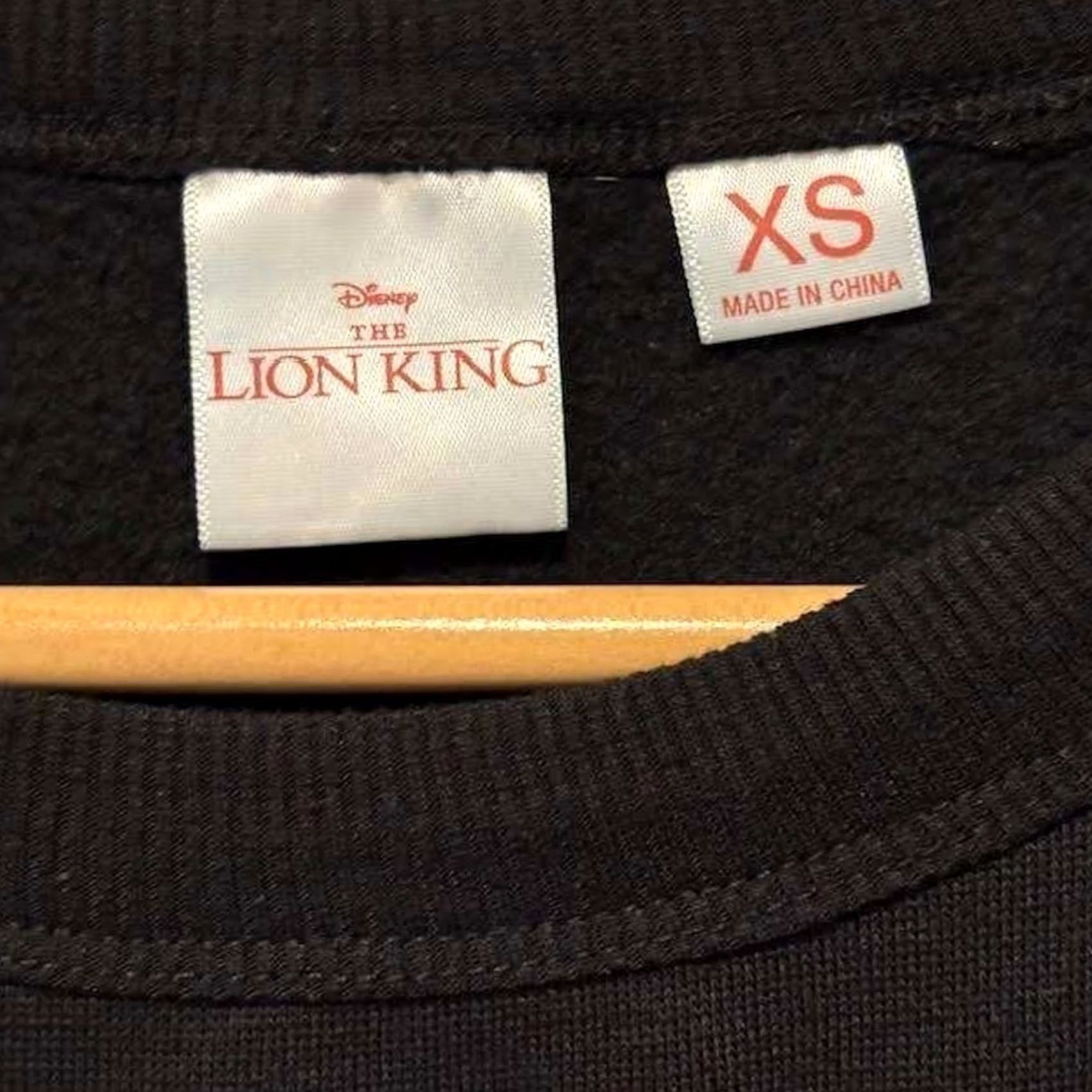 Disney VINTAGE Disney Lion King Rafiki Meditation Sweatshirt Black Graphic Crewneck Pullover XS Womens Size XS / US 0-2 / IT 36-38 - 5 Thumbnail