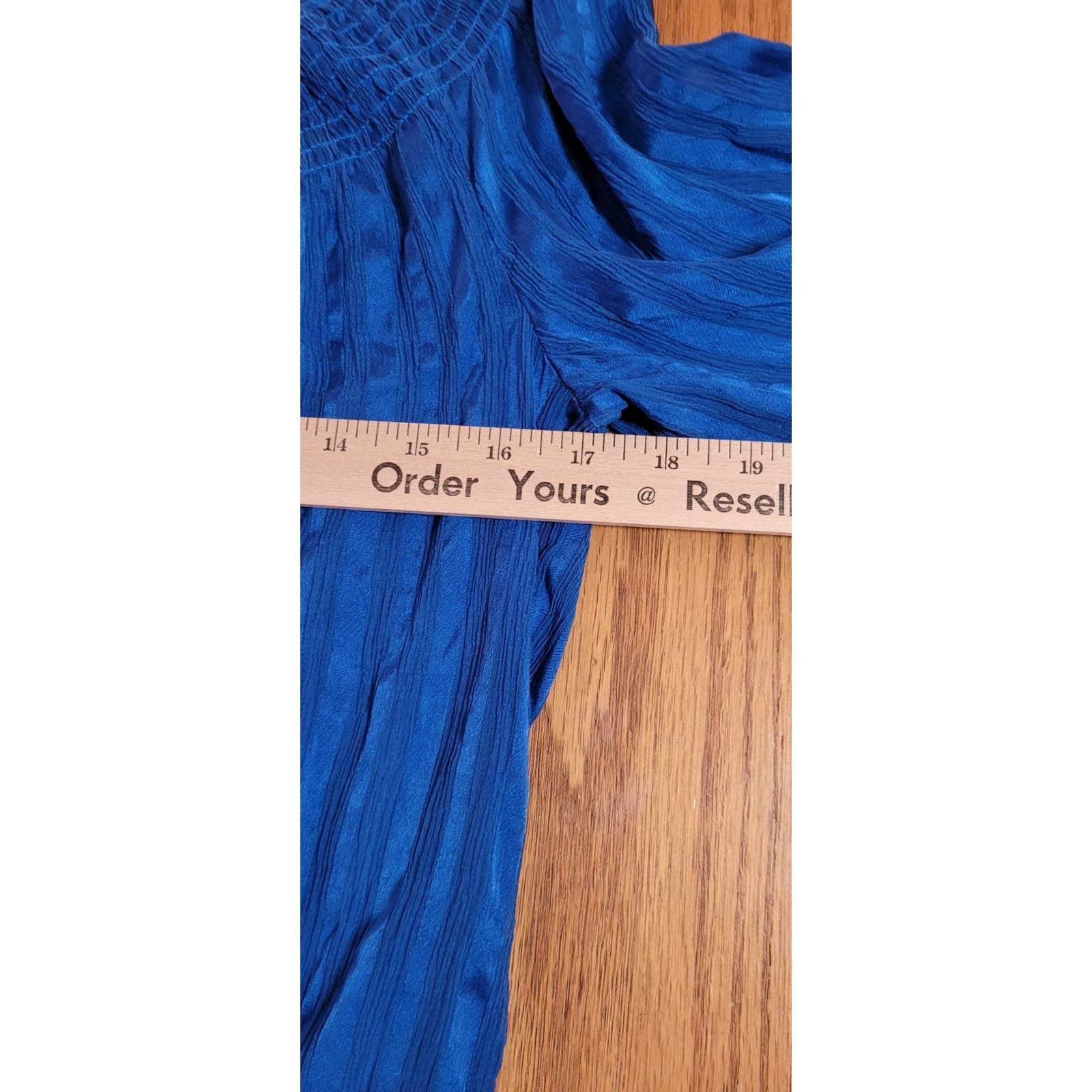 Bcbgmaxazria BCBG Maxazria Silk Top M Blue Bohemian Open Back Semi Sheer Size M / US 6-8 / IT 42-44 - 2 Thumbnail