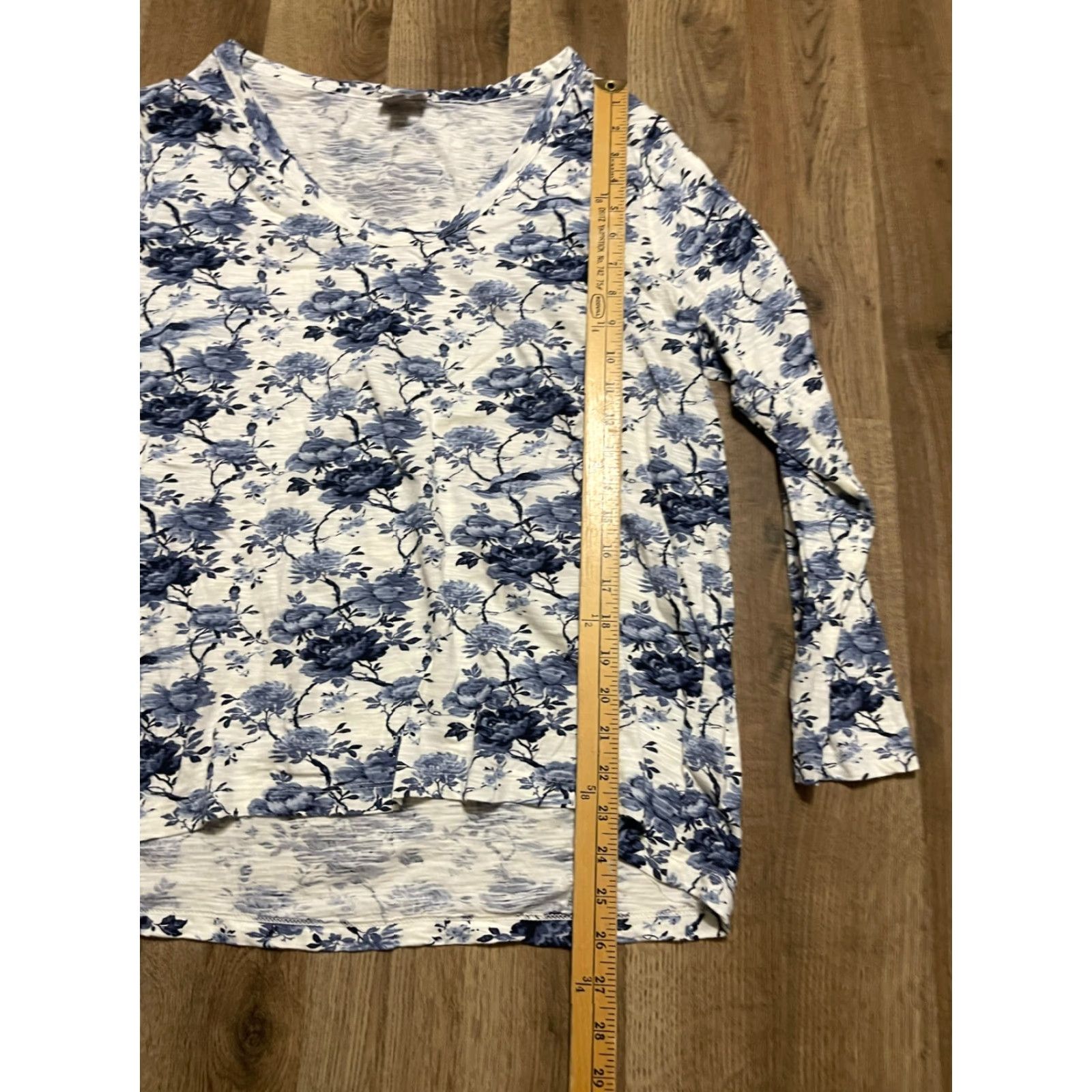 J. Jill J. Jill Shirt Womens Size Large Blue White Floral Long Sleeve T-Shirt Pullover Casual Modern Regular Basic Shirt Womens L Blue Floral Long Sleeve Size L / US 10 / IT 46 - 7 Thumbnail