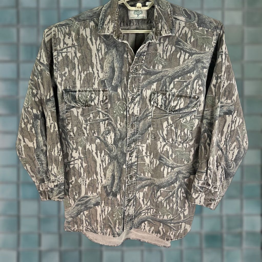 Realtree Field and Stream Realtree HydroProof Ultra Mens Jacket L Hardwoods Camo Shirt? Size US L / EU 52-54 / 3 - 1 Thumbnail