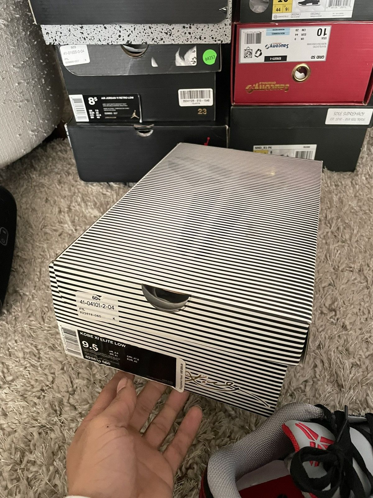 Nike Kobe 11 Elite Low Tinker Muse Size US 9.5 / EU 42-43 - 9 Thumbnail