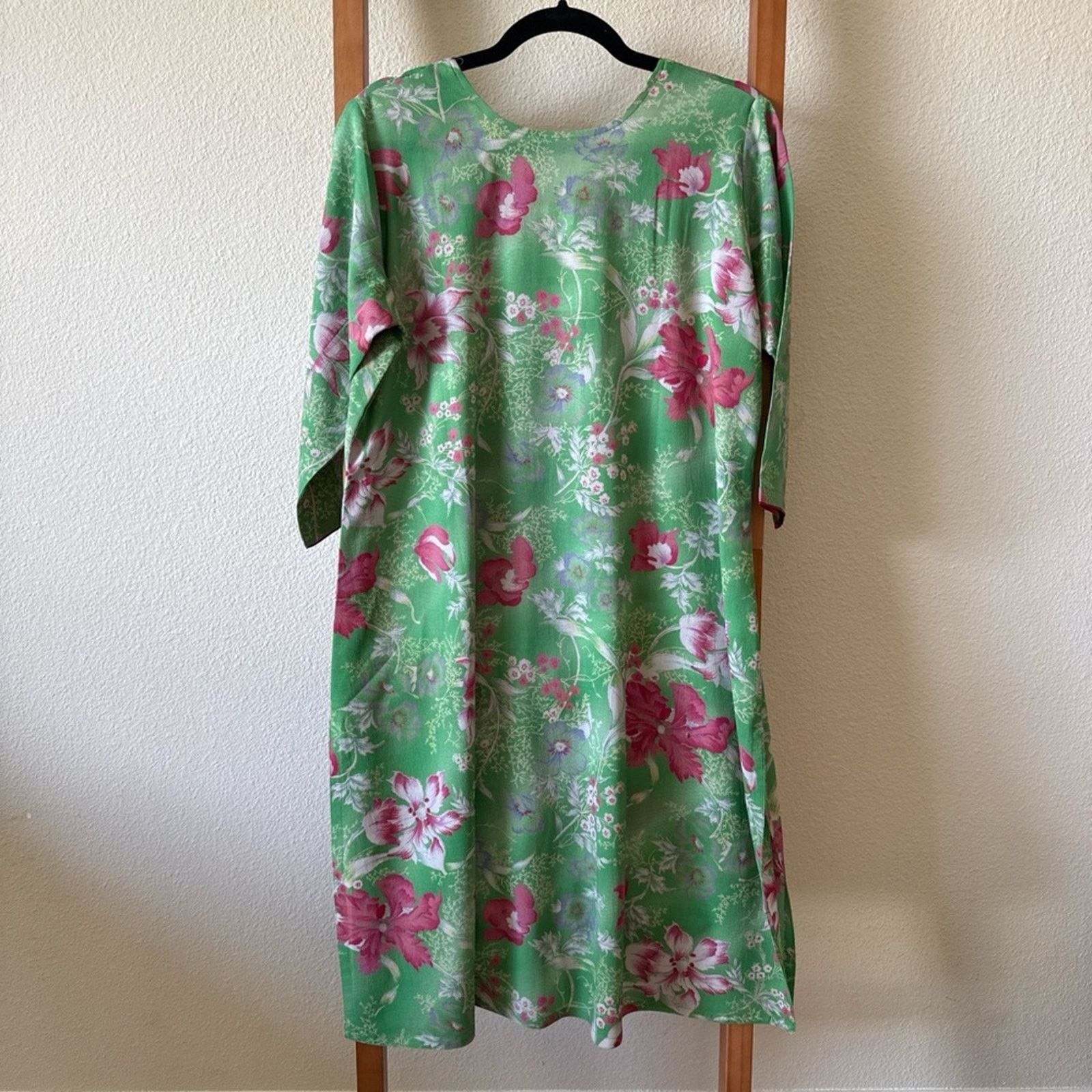 Neiman Marcus Vintage Neiman Marcus, silk Floral Green and Pink Dress Size M / US 6-8 / IT 42-44 - 5 Thumbnail