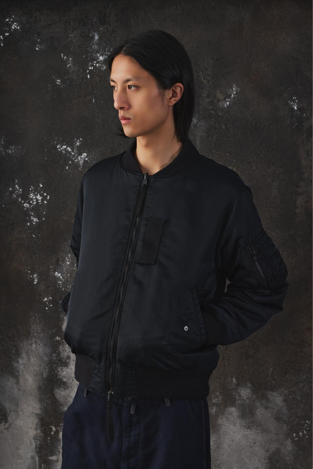 White Mountaineering white Mountaineering × FIELD CAMO PRINTED REVERSIBLE MA-1 Size US S / EU 44-46 / 1 - 3 Thumbnail