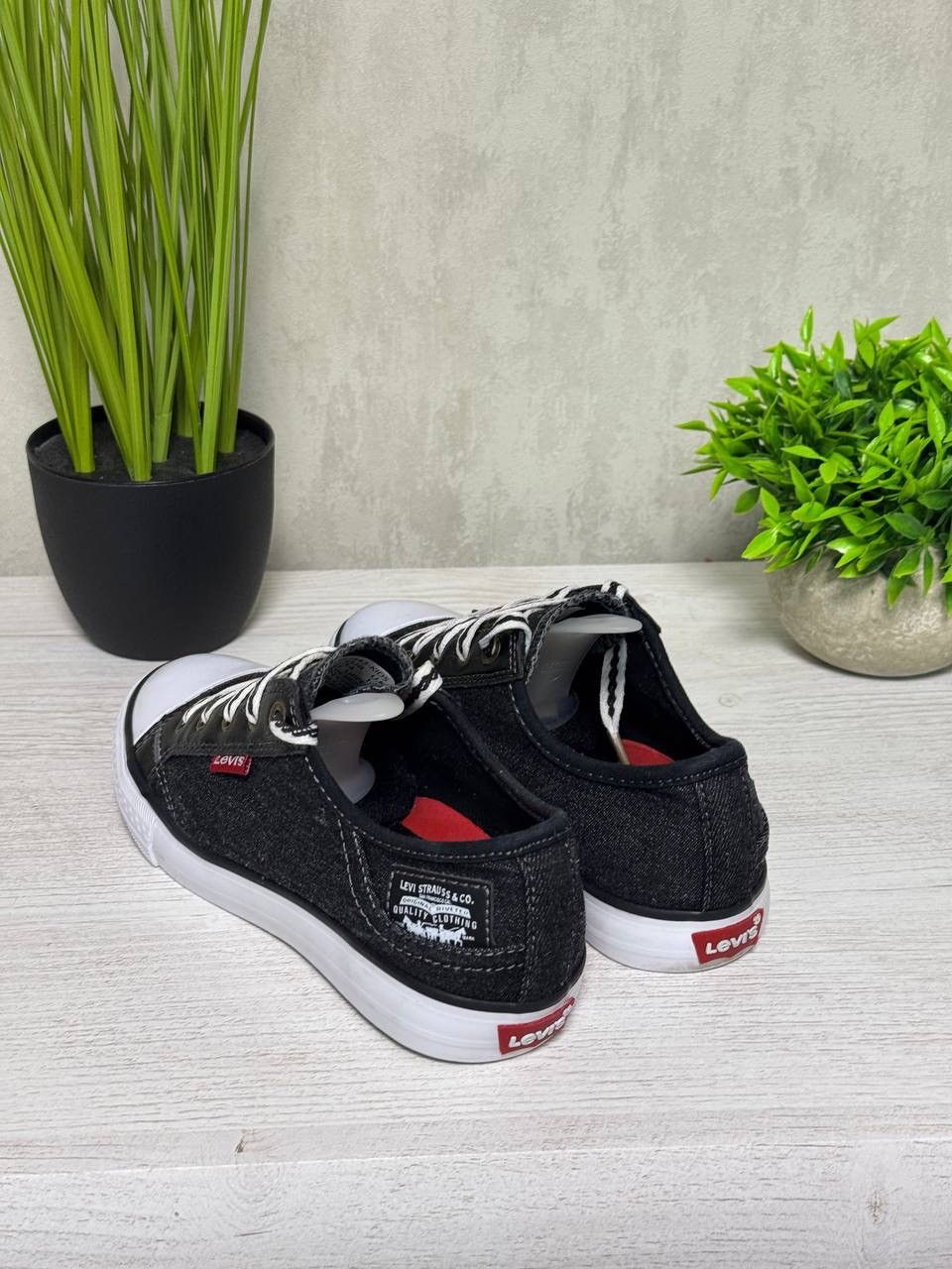 Levi's Vintage Clothing VTG Levi’s Stan Buck boys' sneakers Size 34 Size US 5 / EU 37 - 8 Thumbnail