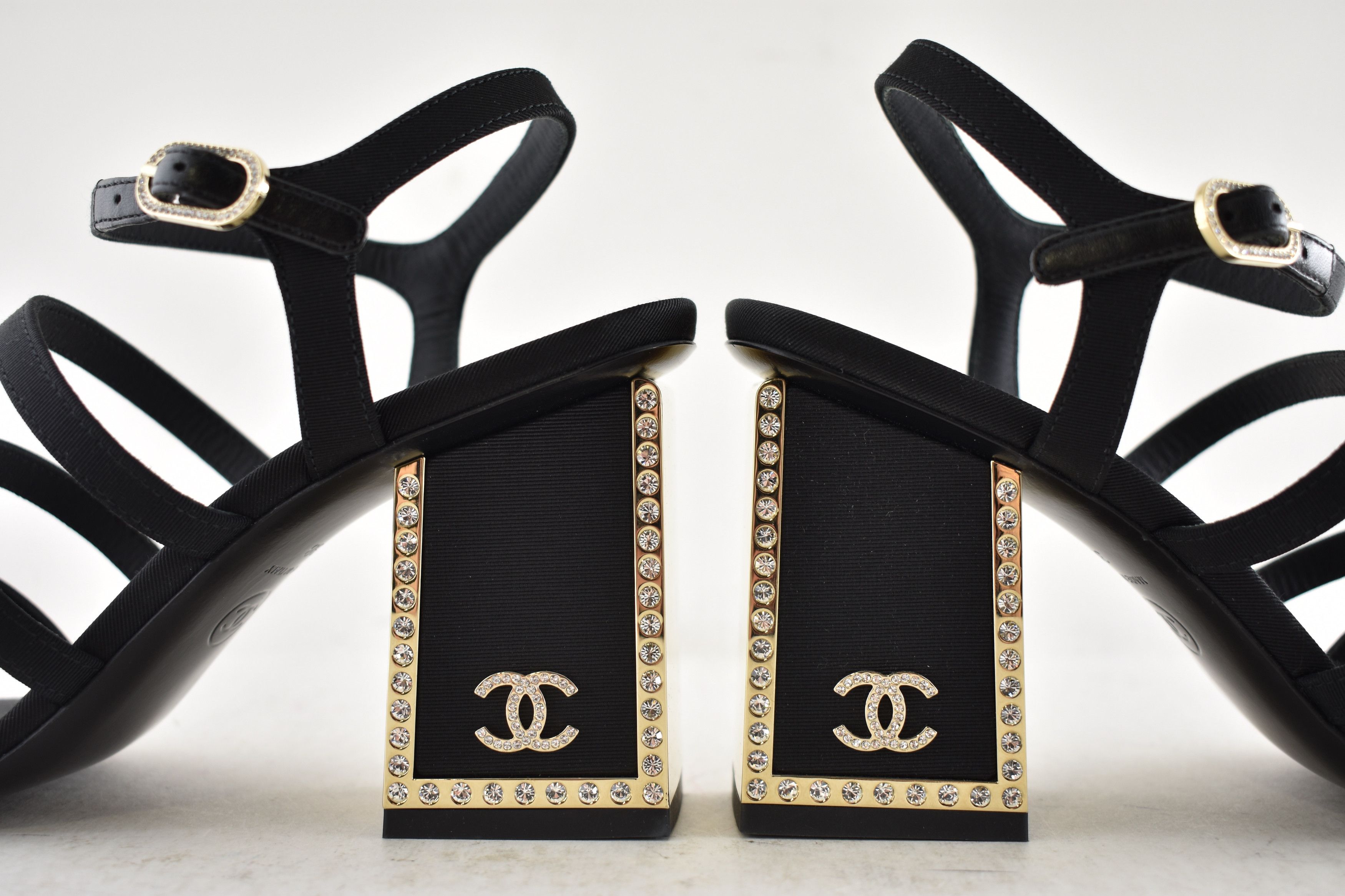 Chanel Chanel 24B Strappy Crystal CC Logo Block Heel Sandal 38 Size US 8 / IT 38 - 7 Thumbnail