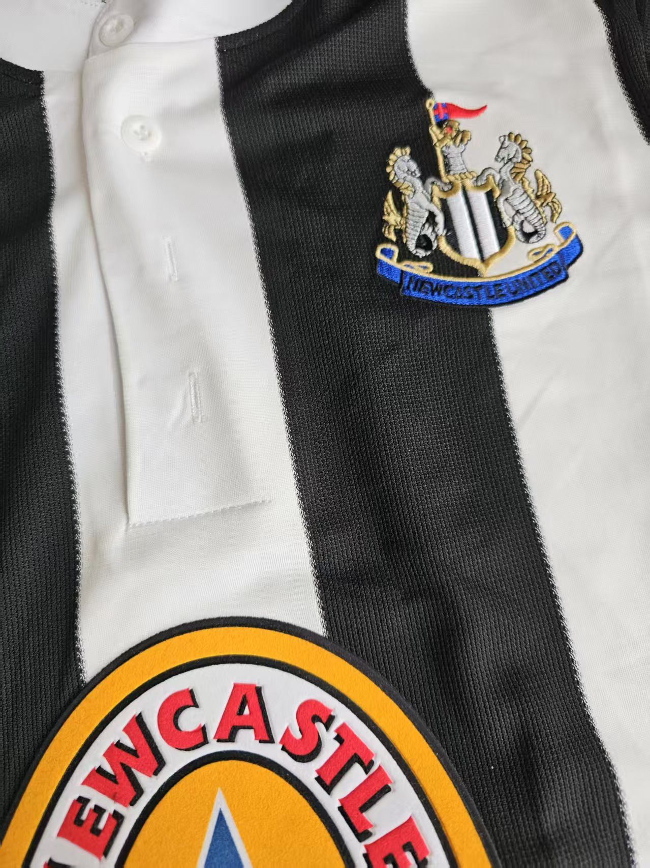 Other 1995-97 Newcastle Soccer Jersey Size US M / EU 48-50 / 2 - 3 Thumbnail