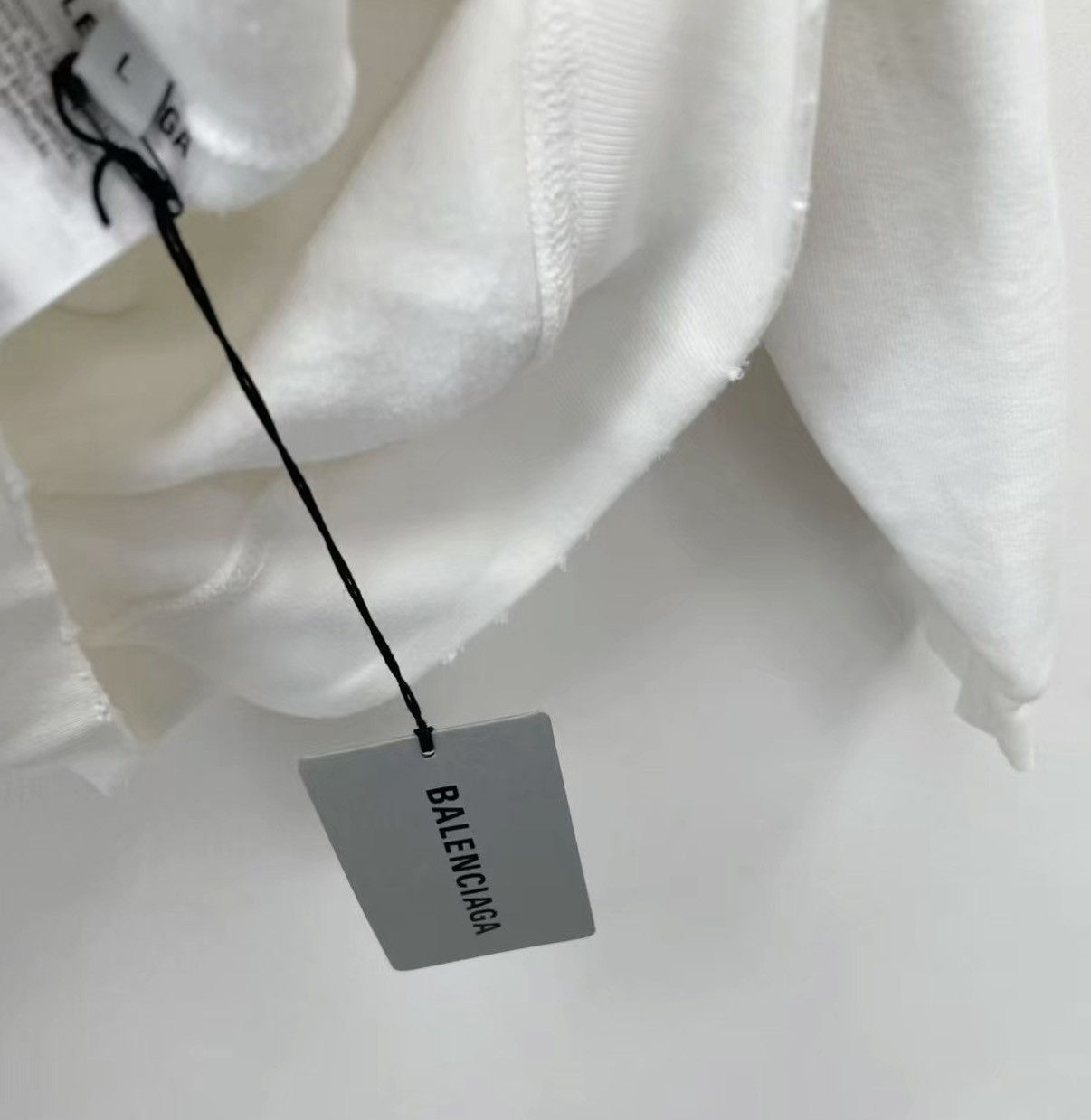 Balenciaga Balenciaga Oversized Hoodie with Letter & Heart Logo J30 Size US L / EU 52-54 / 3 - 7 Thumbnail