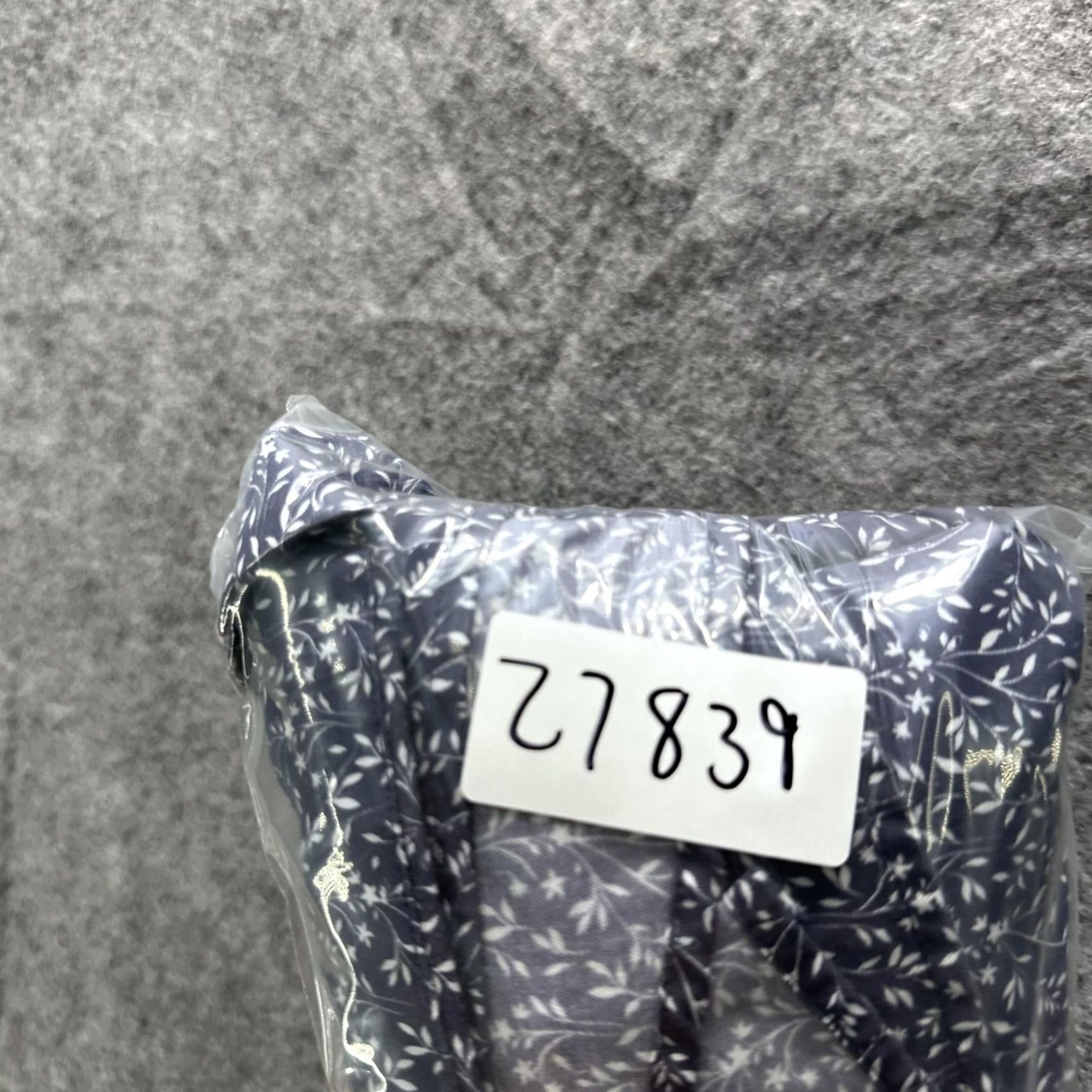 Eton VINTAGE: No — Eton Dress Shirt Mens 17 43 Blue Floral Slim Fit Long Sleeve Spread Cotton Shirt Mens 17 Slim Blue Floral Cotton Woven Business Size 46R - 8 Thumbnail