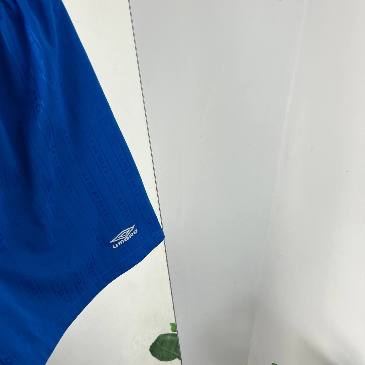 Umbro Vintage Y2K Umbro Mini Logo Monogram Light Shorts Size US 36 / EU 52 - 3 Thumbnail