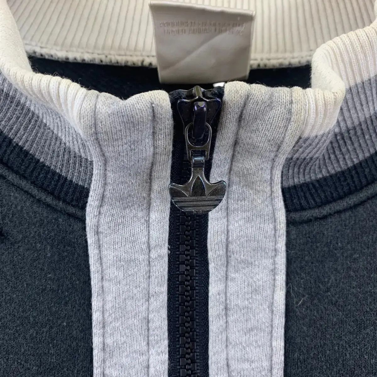 Adidas Vintage ADIDAS ORIGINALS x DESCENTE Half Zipper Sweatshirt Size XL / US 12-14 / IT 48-50 - 3 Thumbnail