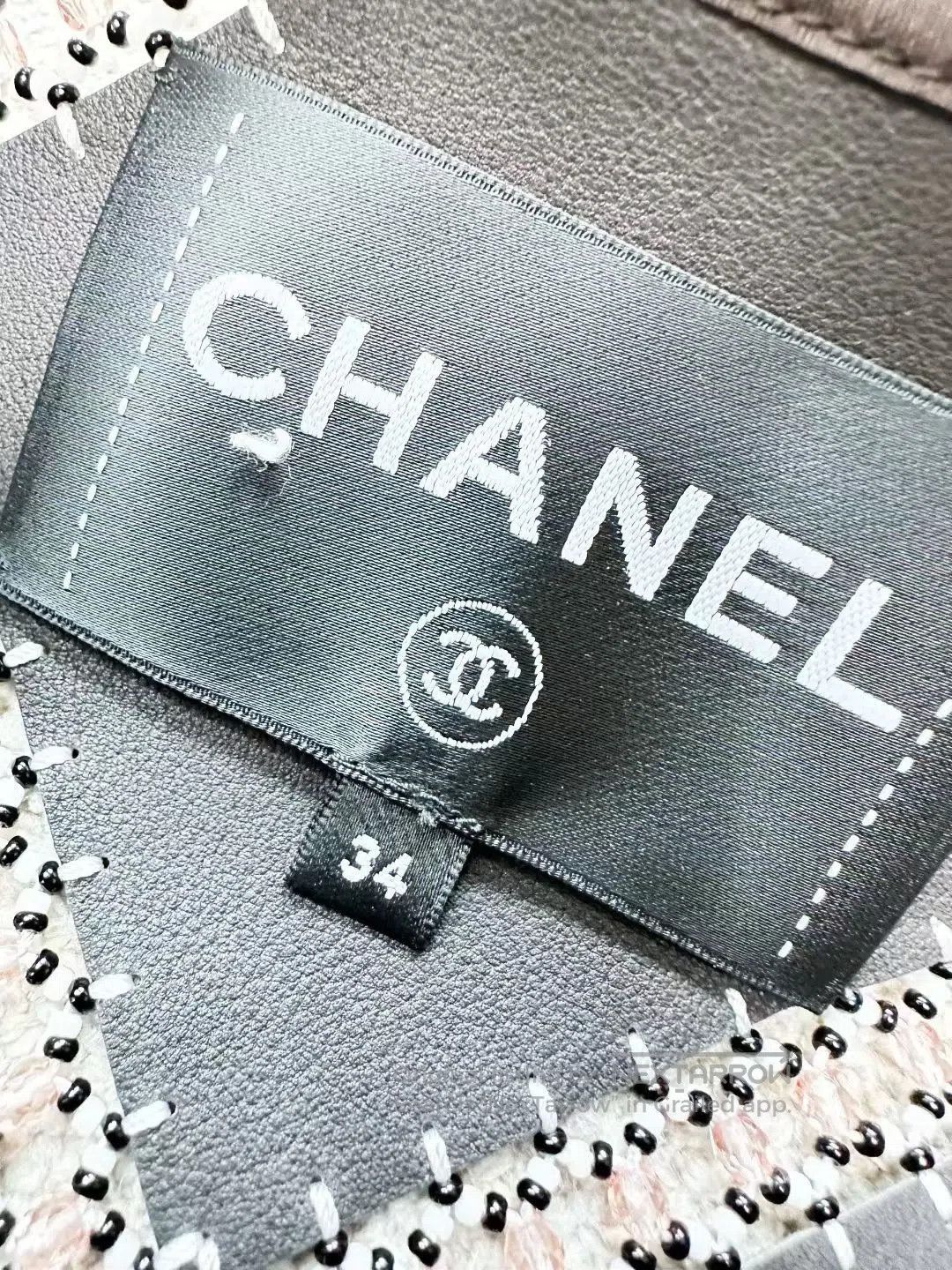 Chanel Chanel 23A Cropped Beaded Quilted Jacket. Size XXS / US 00 / IT 34 - 5 Thumbnail