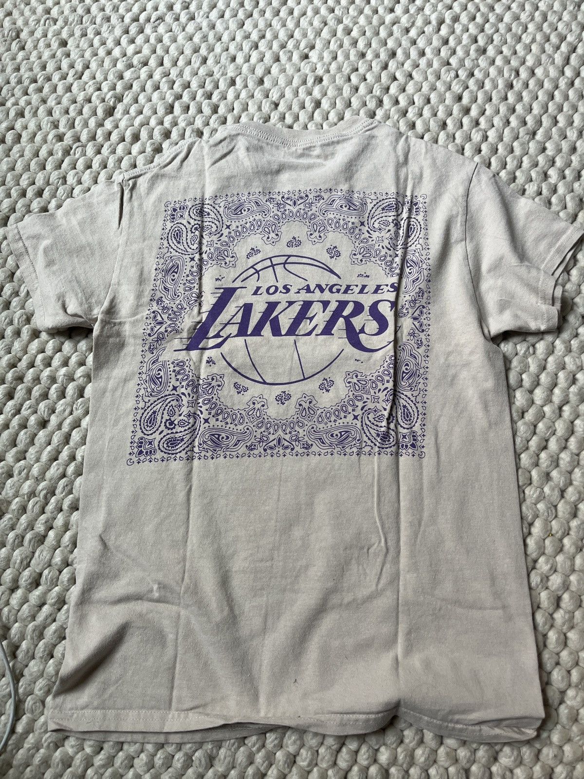Urban Outfitters Los Angeles Lakers Graphic Tee Size US S / EU 44-46 / 1 - 2 Thumbnail